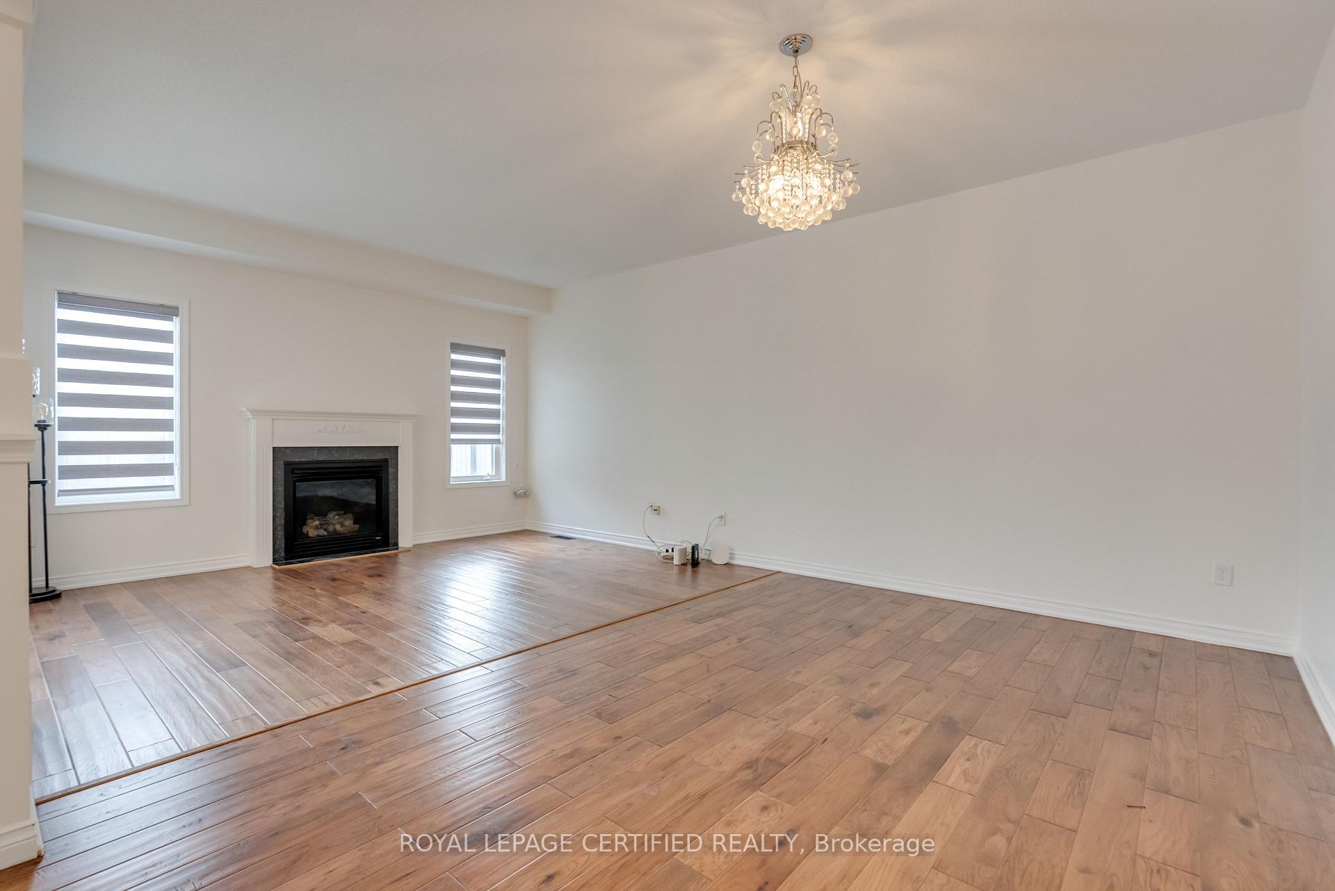 Photo 5 of 3053 Ferguson Drive, Burlington, Alton — HOMEH