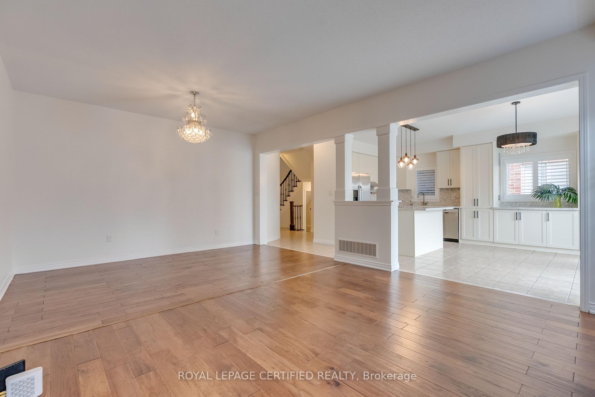 Photo 7 of 3053 Ferguson Drive, Burlington, Alton — HOMEH