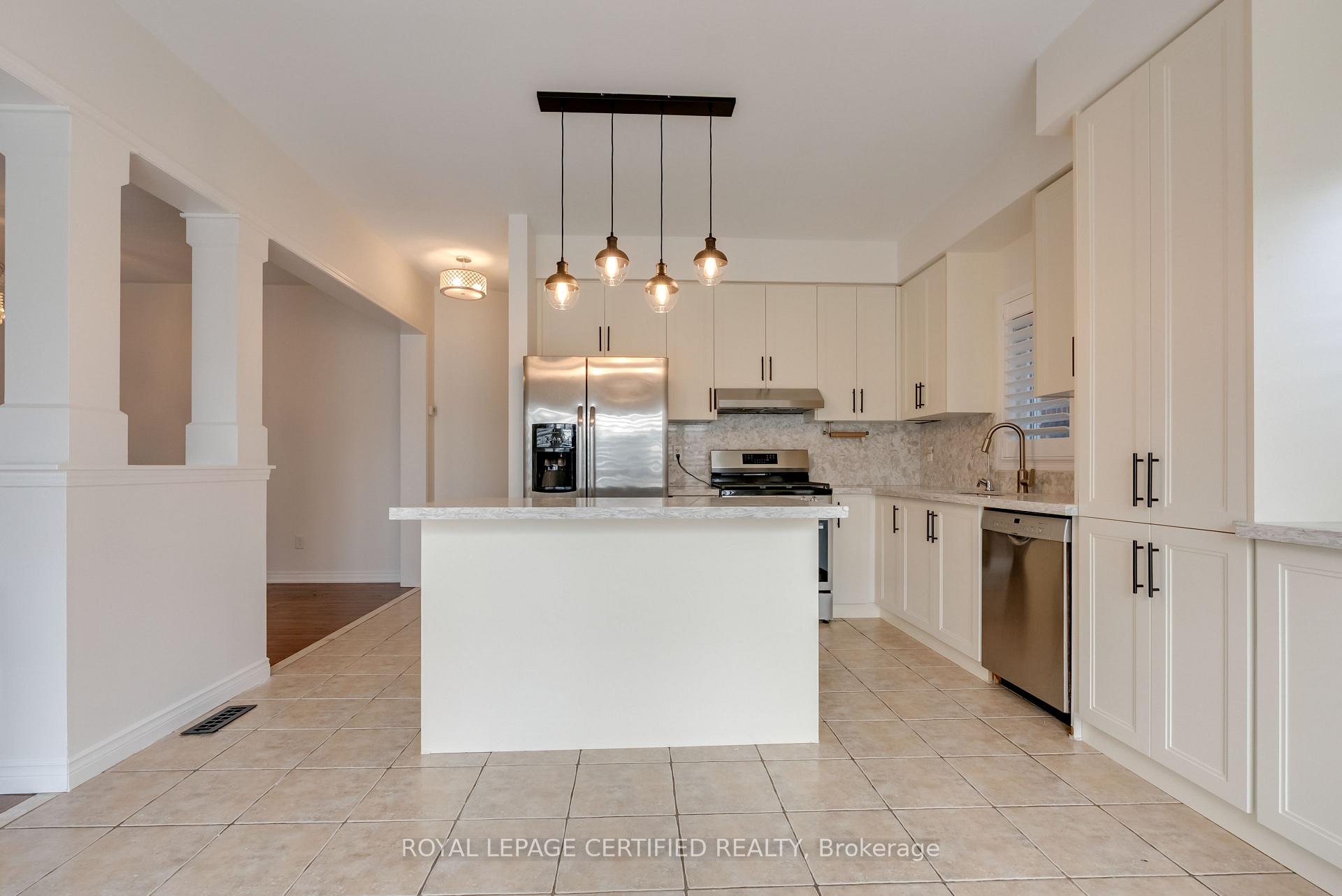 Photo 10 of 3053 Ferguson Drive, Burlington, Alton — HOMEH