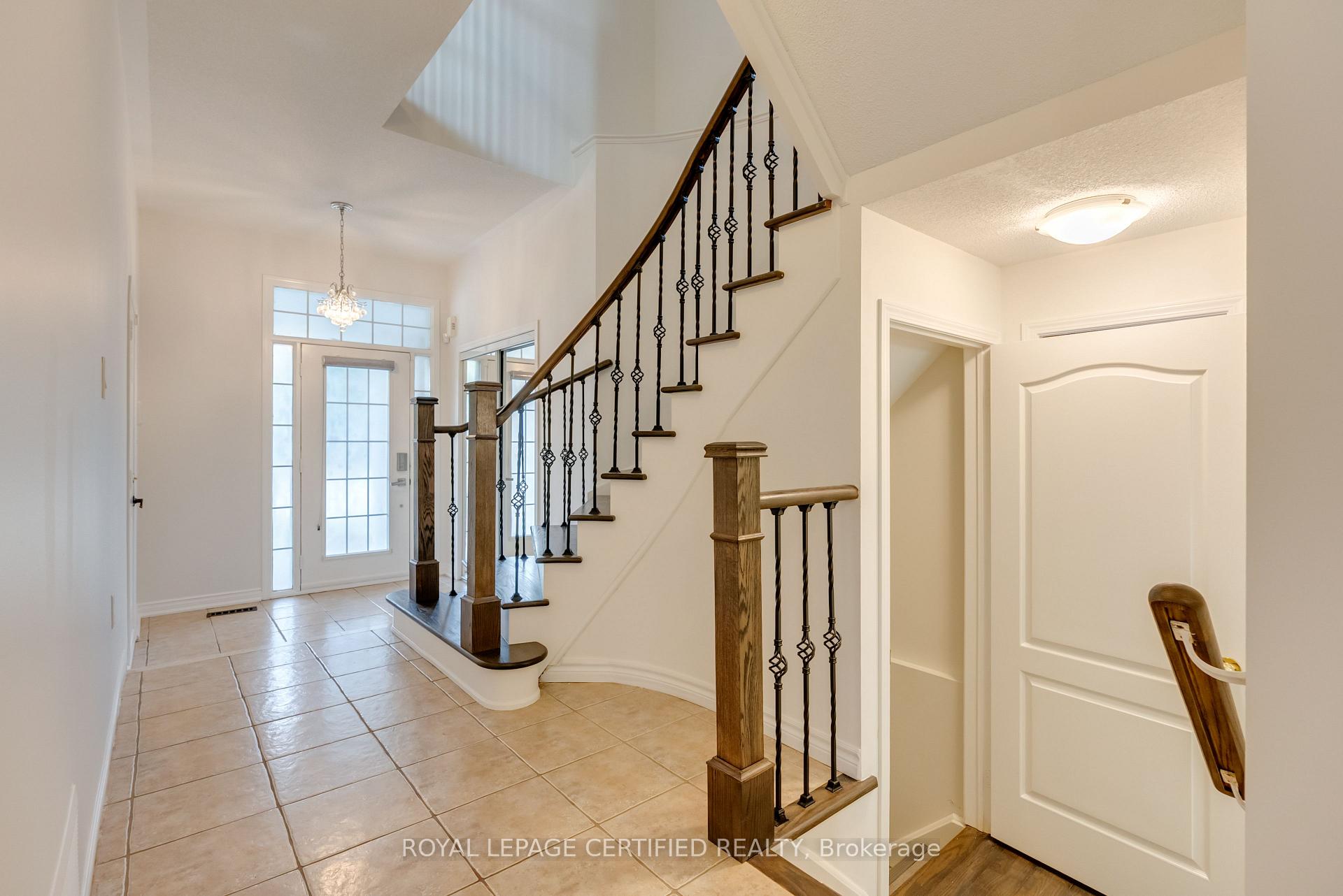 Photo 13 of 3053 Ferguson Drive, Burlington, Alton — HOMEH