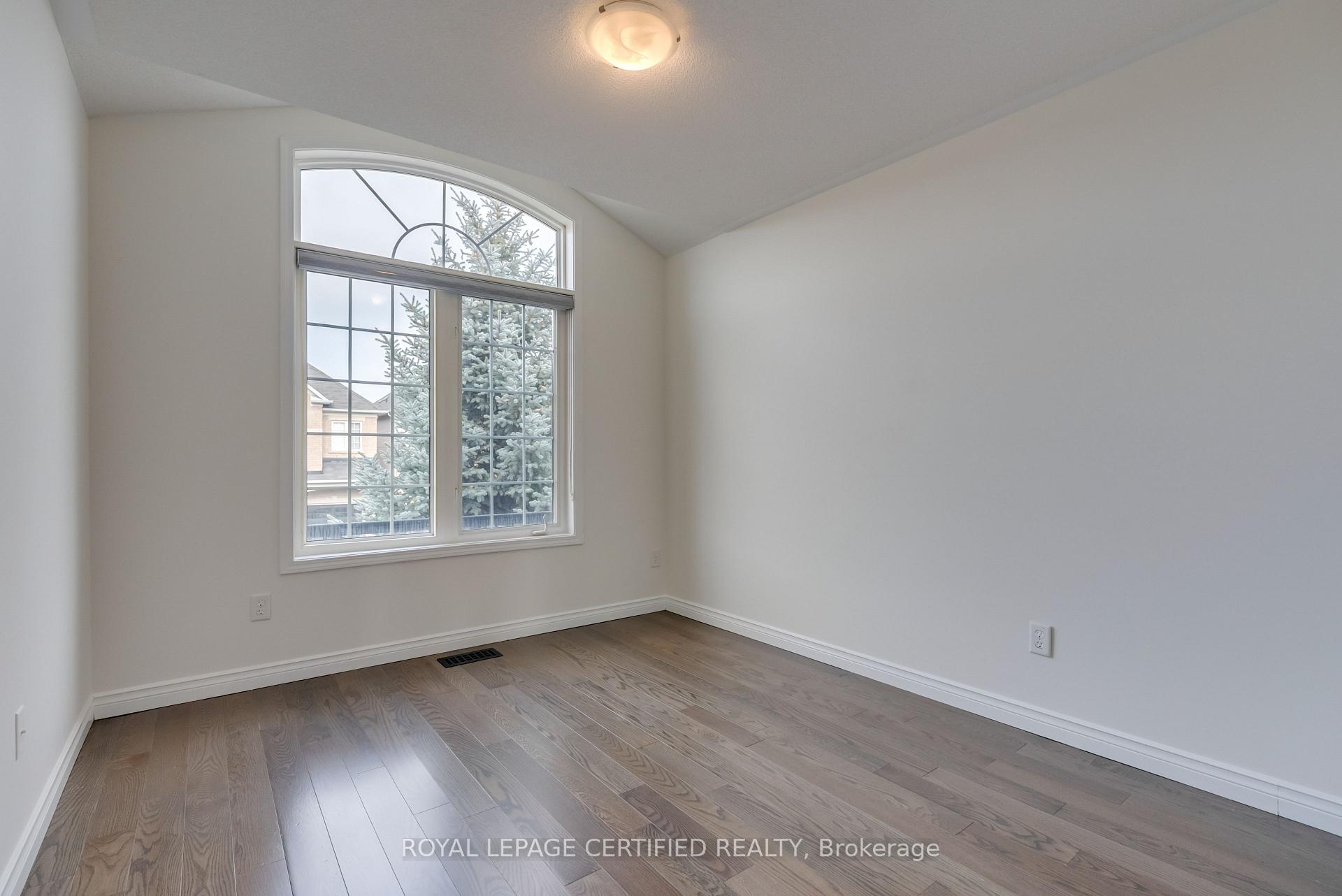 Photo 23 of 3053 Ferguson Drive, Burlington, Alton — HOMEH