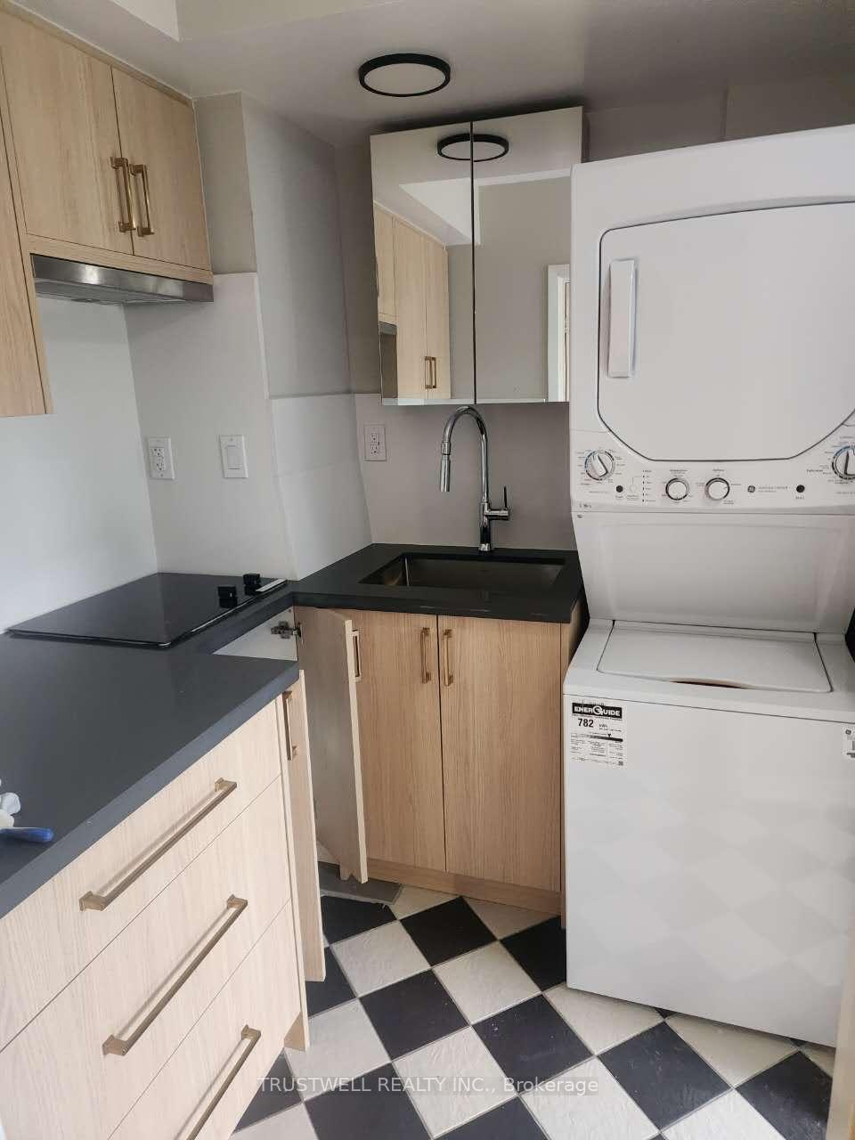 Photo 3 of Unit Main, 38 Rosscowan Crescent, Scarborough, L'Amoreaux — HOMEH