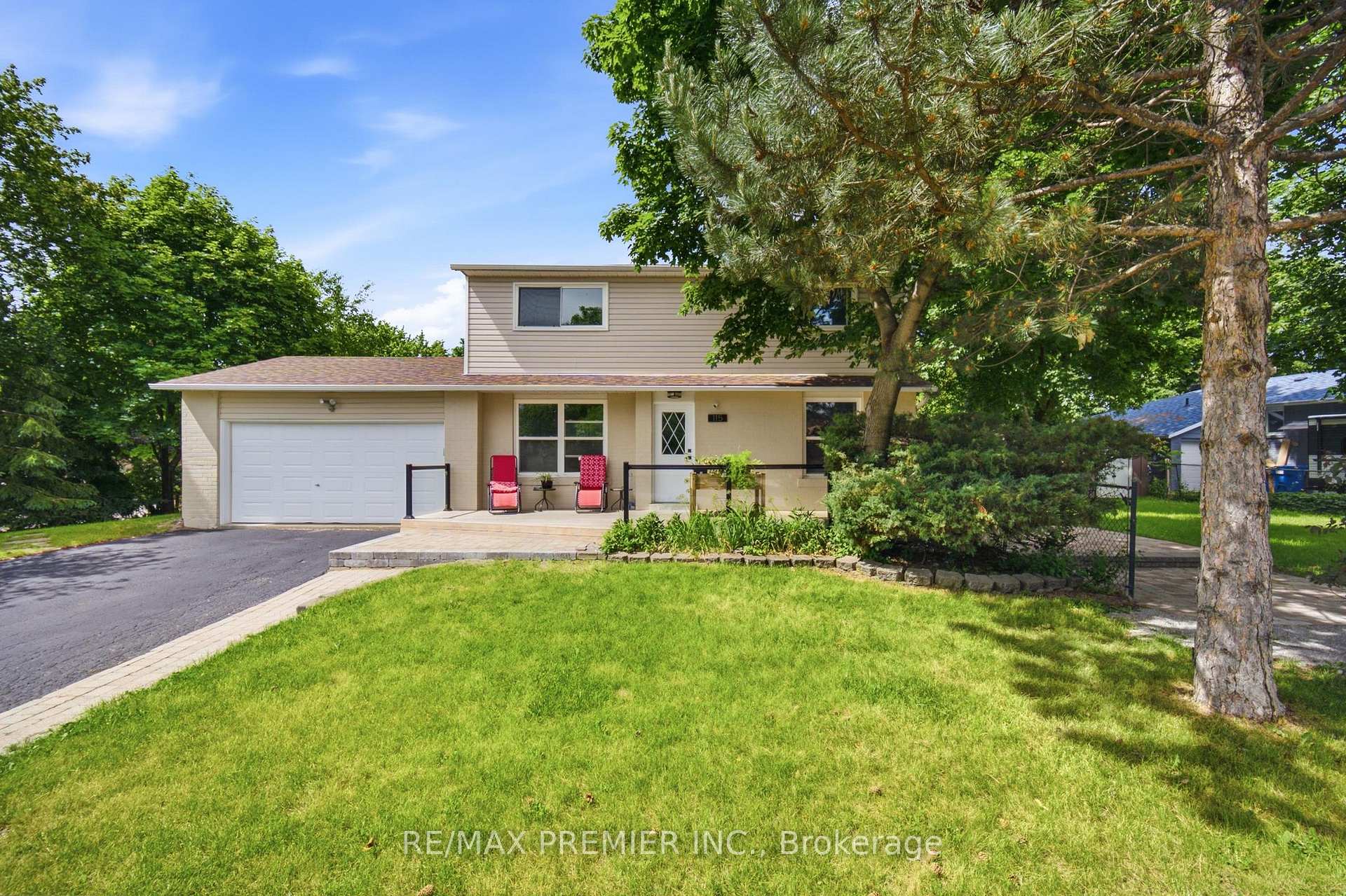 Photo of 115 William Roe Boulevard