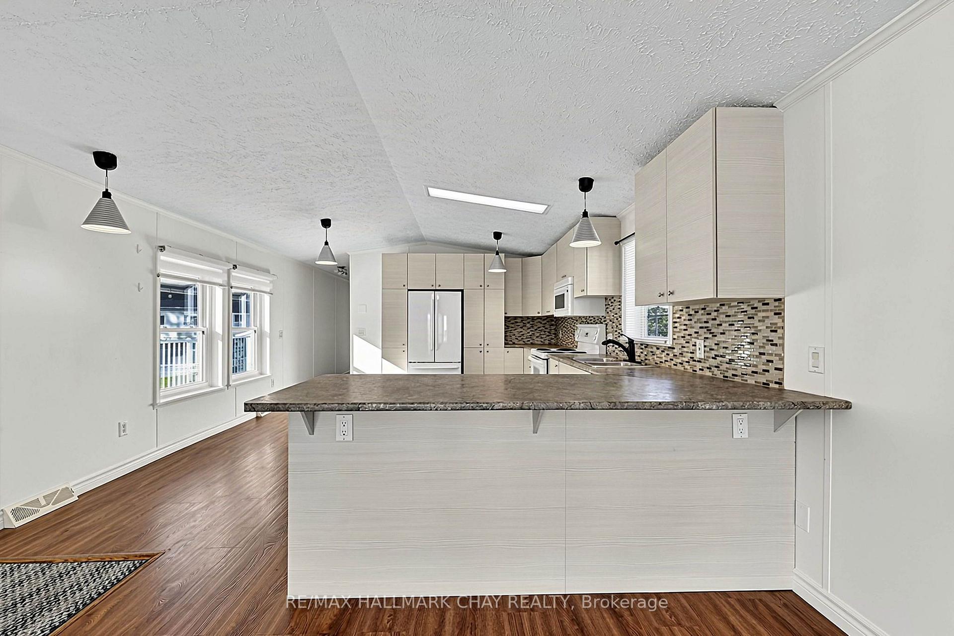Photo 7 of 4041 Ash Crescent, Severn, Rural Severn — HOMEH