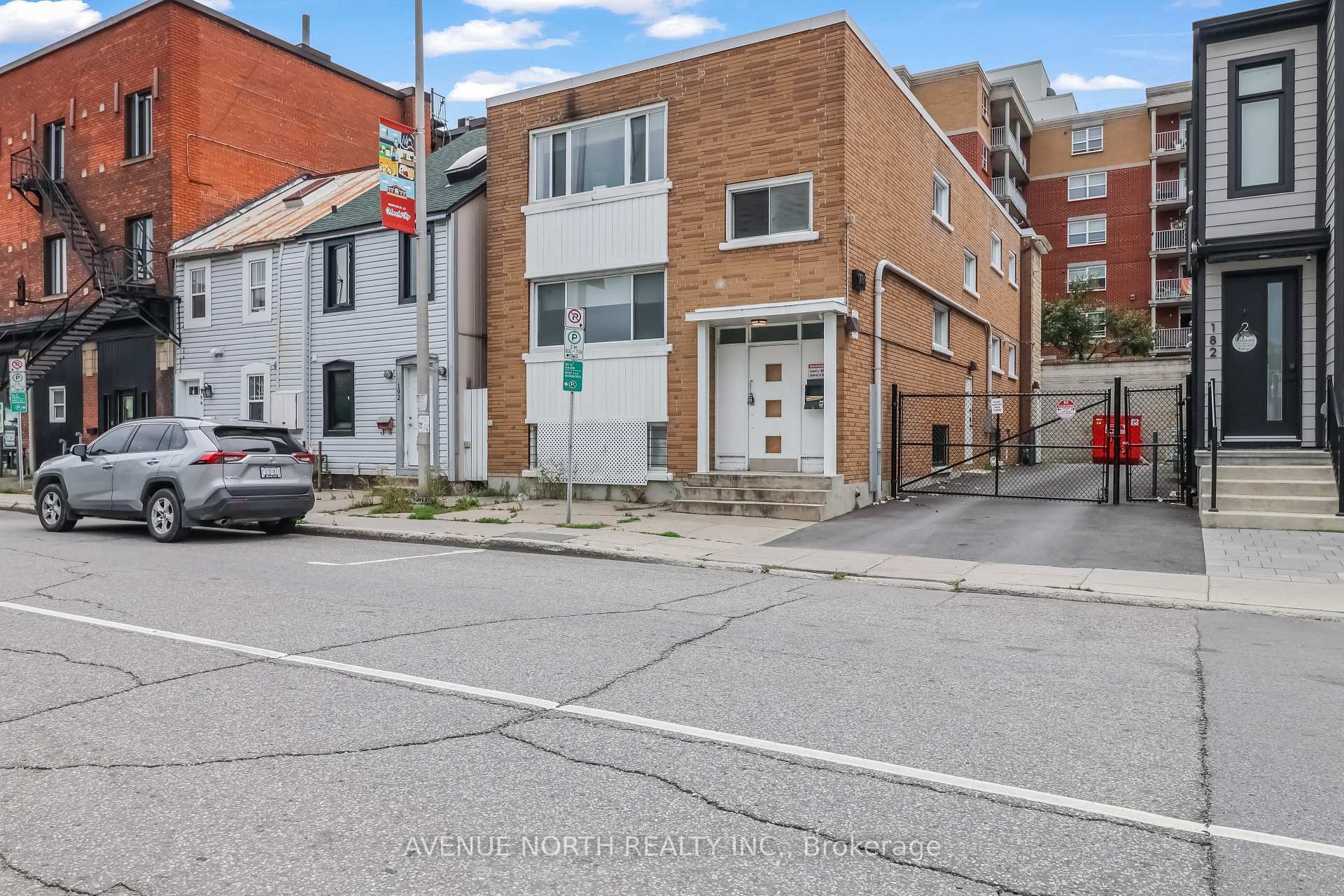 Photo 2 of Unit 4, 184 Murray Street, Ottawa, Lower Town/Byward Market — HOMEH
