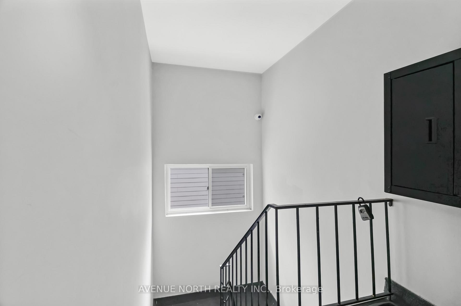 Photo 5 of Unit 4, 184 Murray Street, Ottawa, Lower Town/Byward Market — HOMEH