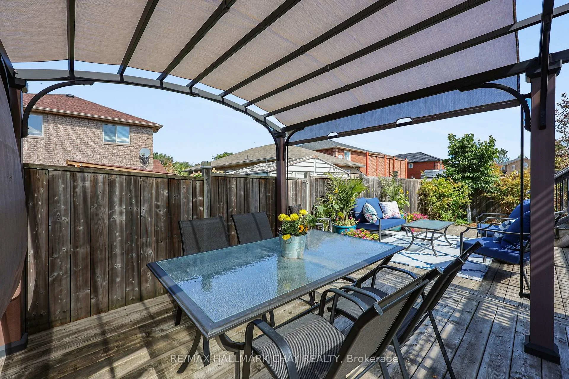Photo 62 of 76 Shalom Way, Barrie, Painswick South — HOMEH