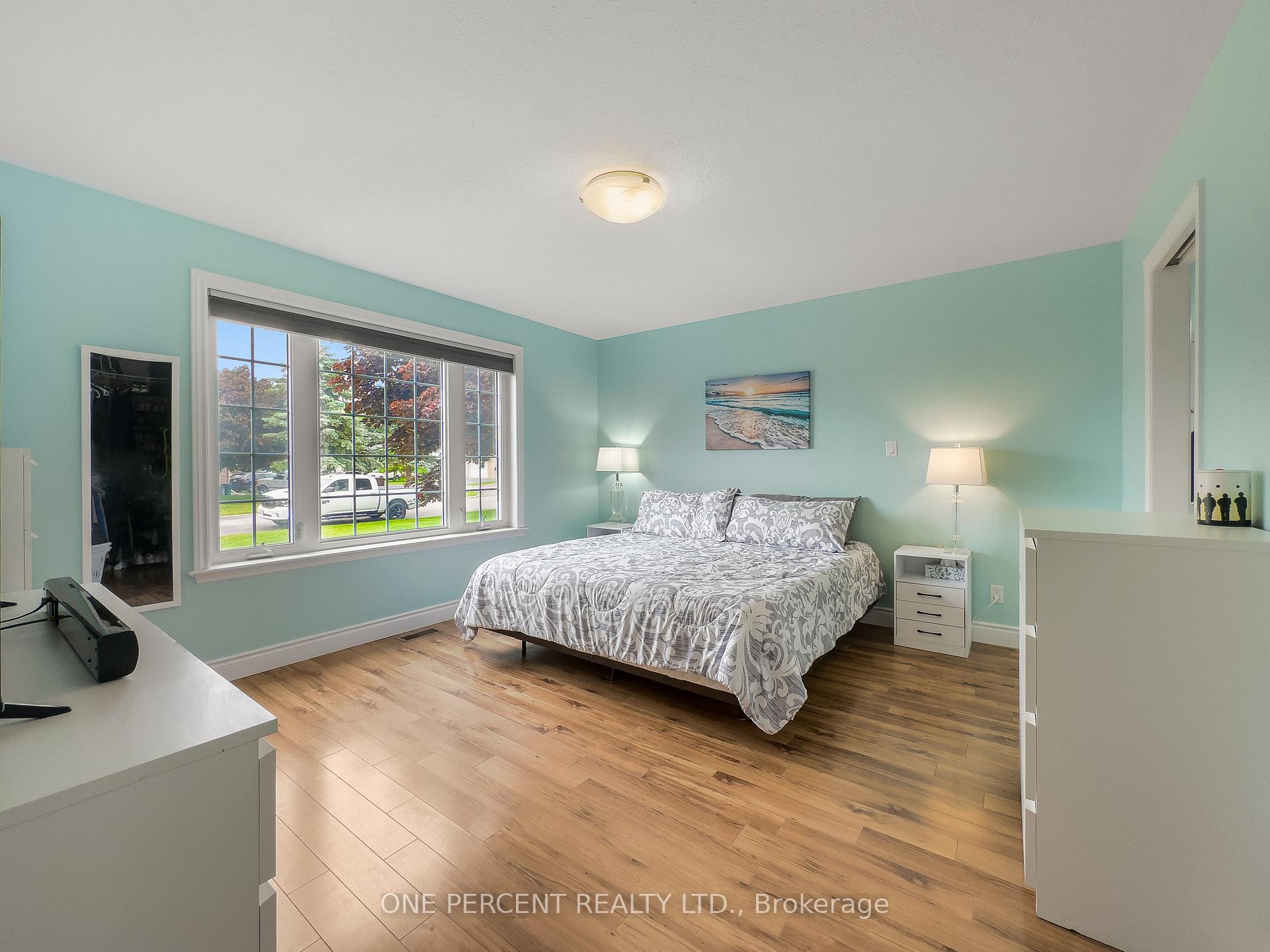 Photo 12 of 4 Jason Crescent, Quinte West, Trenton Ward — HOMEH