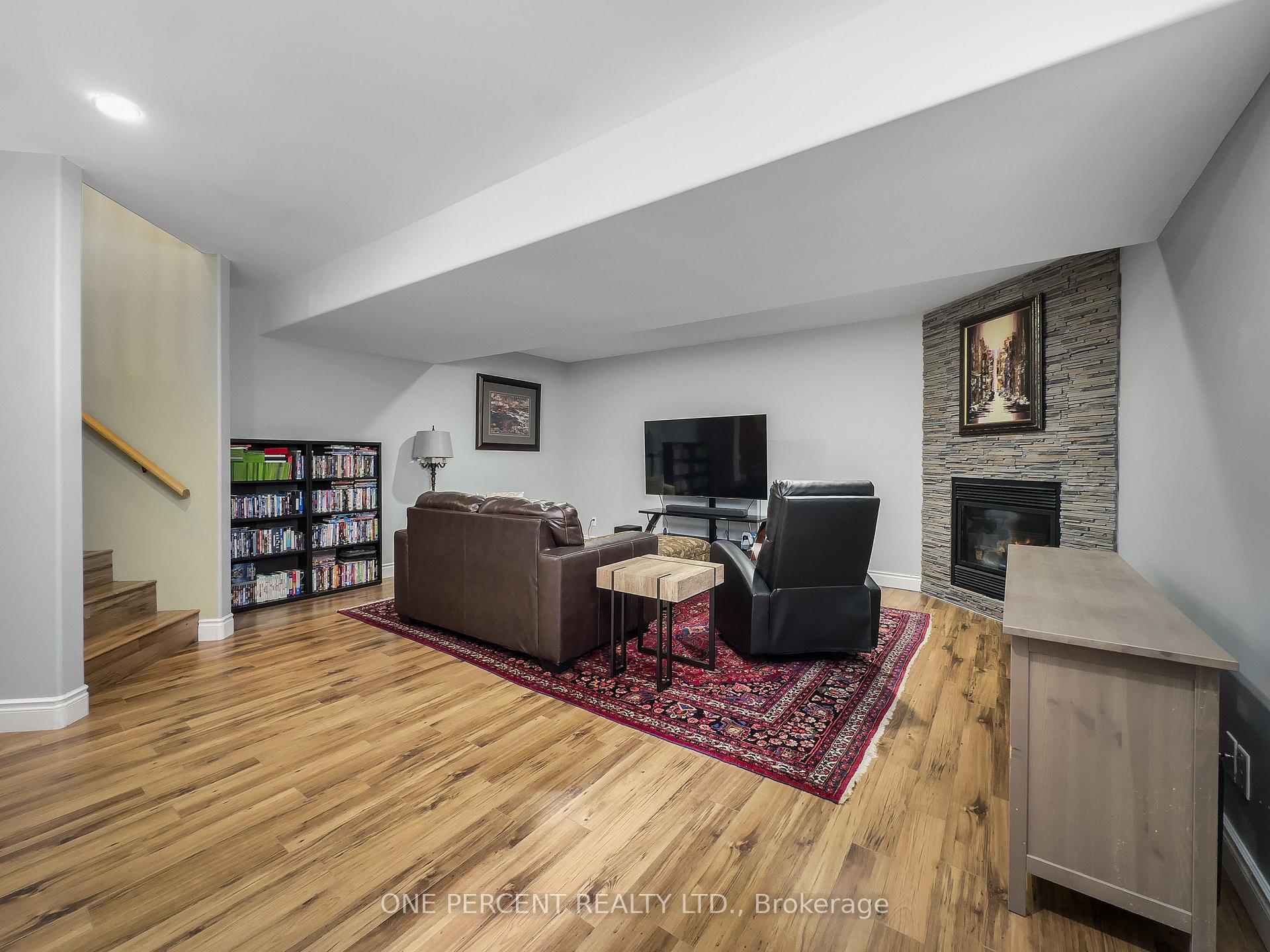 Photo 24 of 4 Jason Crescent, Quinte West, Trenton Ward — HOMEH