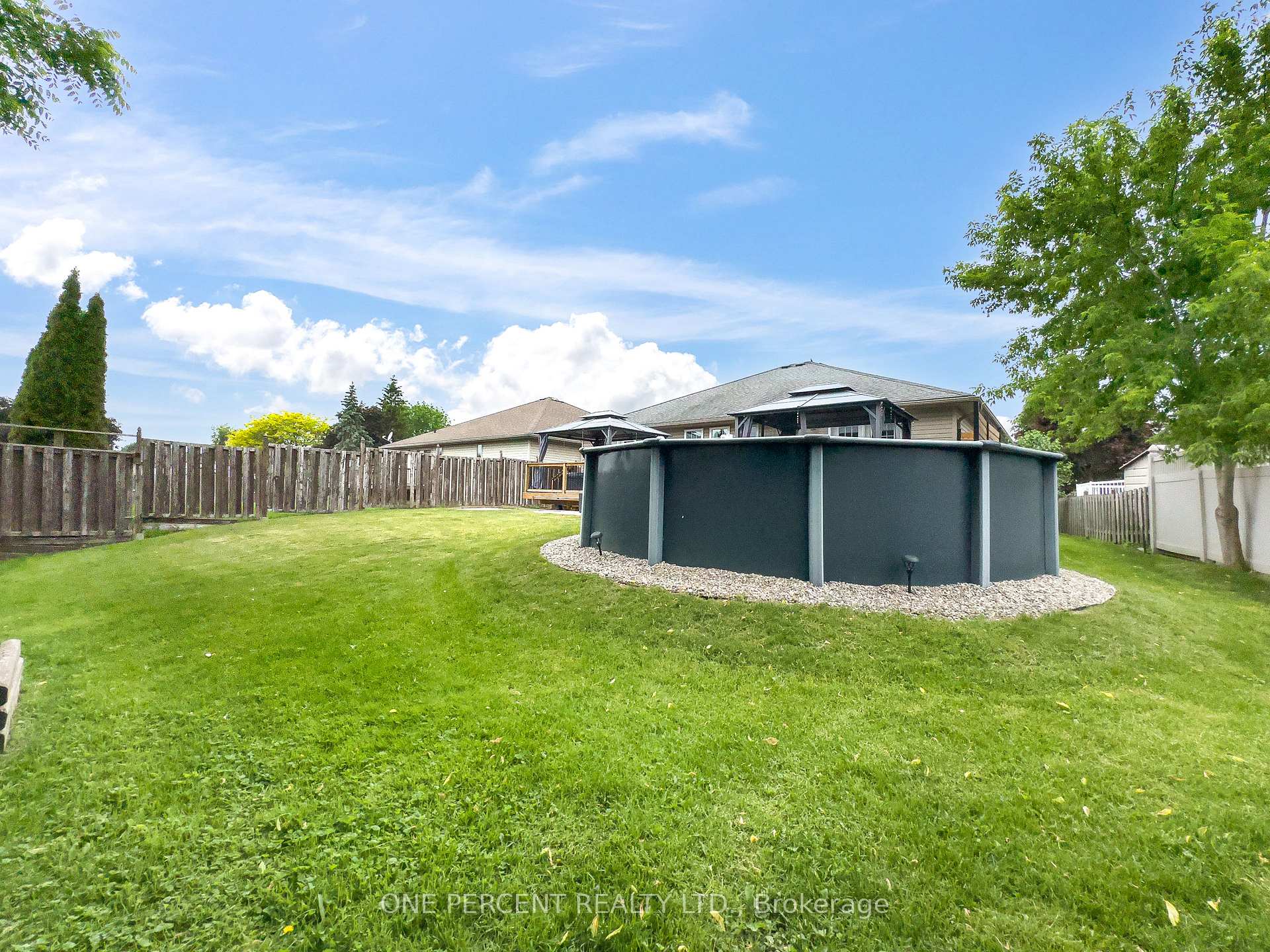 Photo 43 of 4 Jason Crescent, Quinte West, Trenton Ward — HOMEH