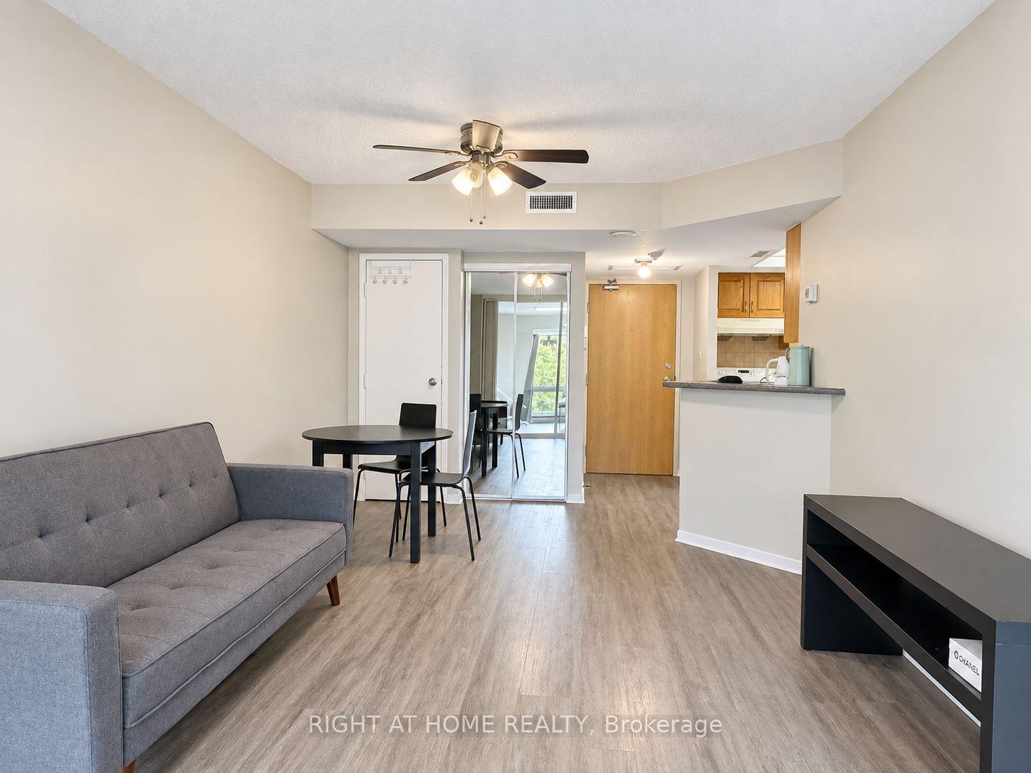 Photo 23 of Unit 402, 1001 Bay Street, Toronto, Bay Street Corridor — HOMEH