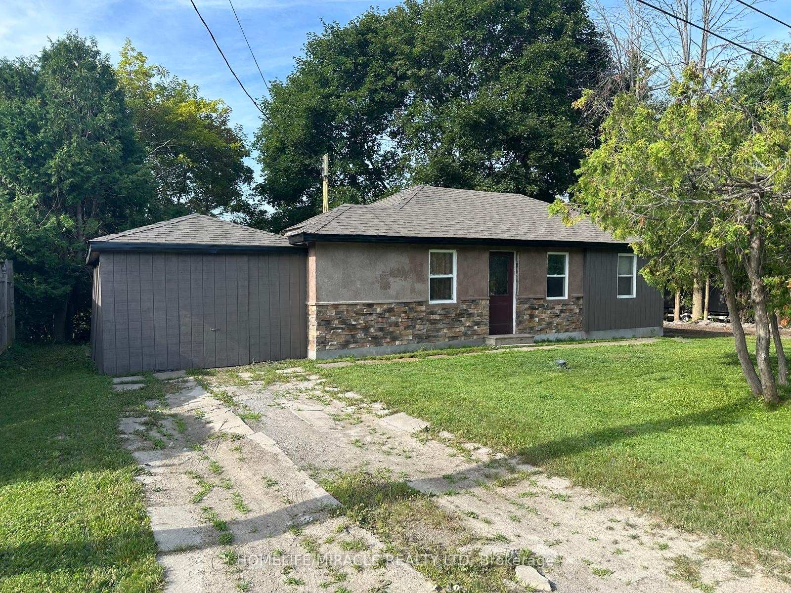 Photo 2 of 164 Riverbank Drive, Georgina, Pefferlaw — HOMEH