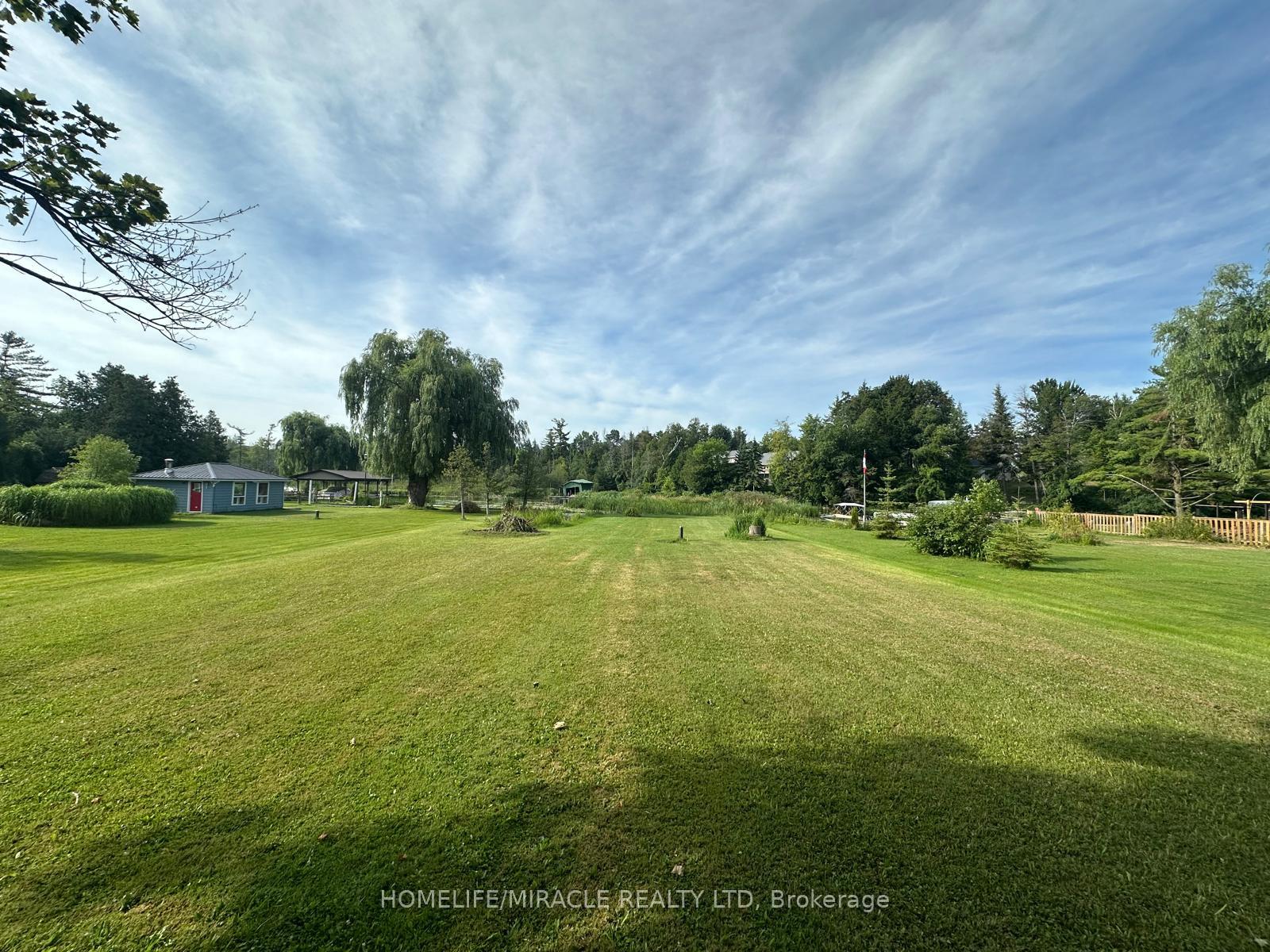 Photo 9 of 164 Riverbank Drive, Georgina, Pefferlaw — HOMEH