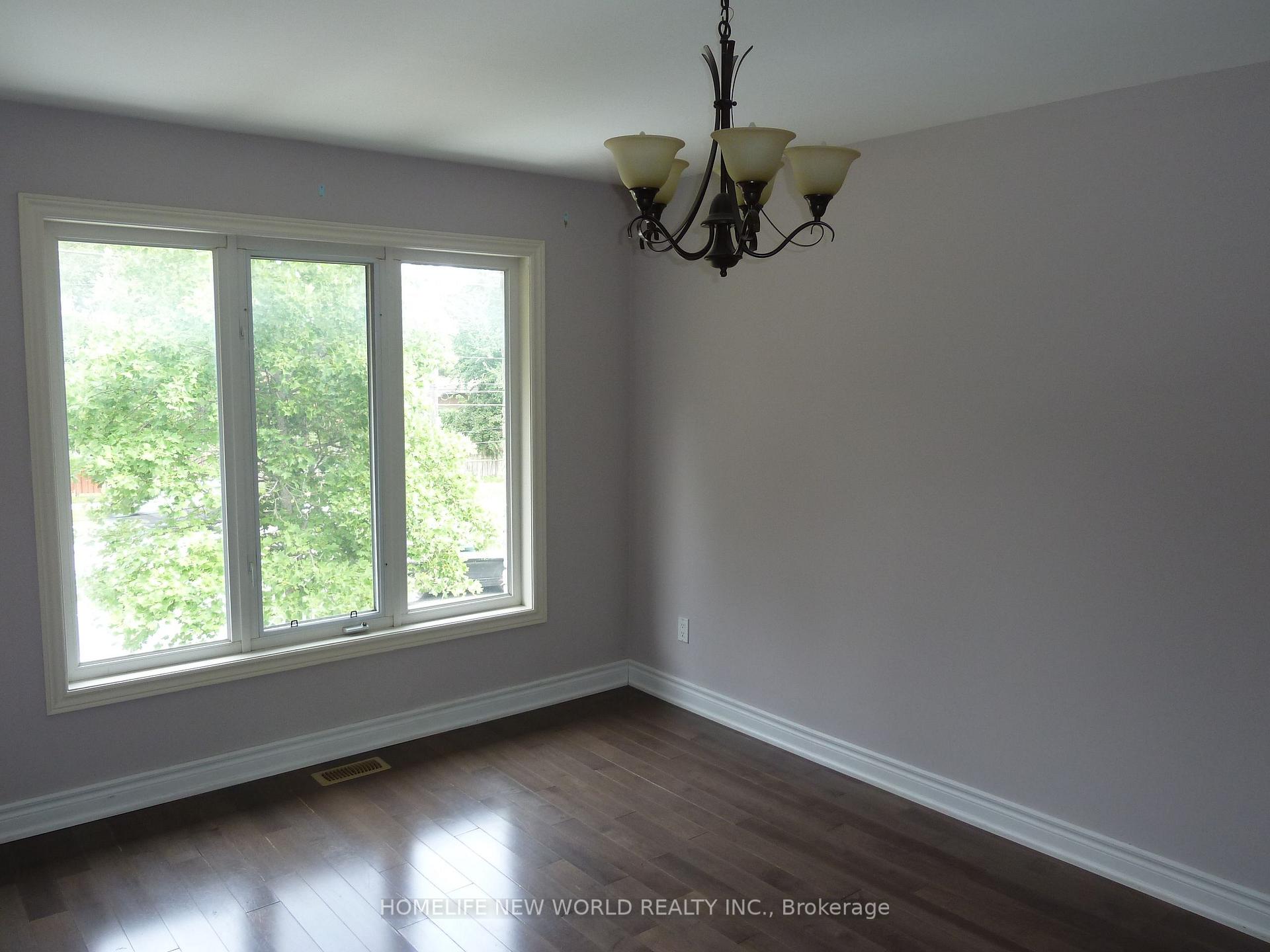 Photo 14 of 3022 Bayview Avenue, North York, Willowdale East — HOMEH