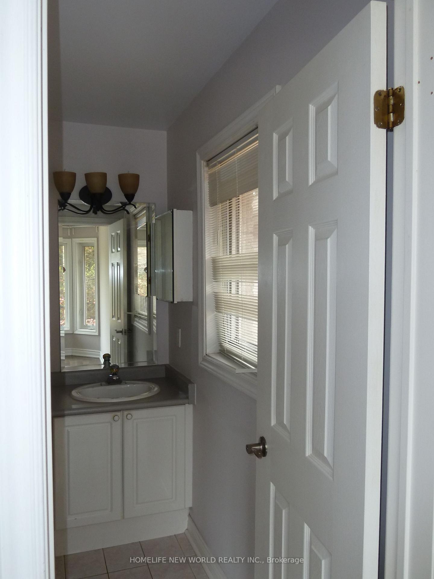 Photo 21 of 3022 Bayview Avenue, North York, Willowdale East — HOMEH