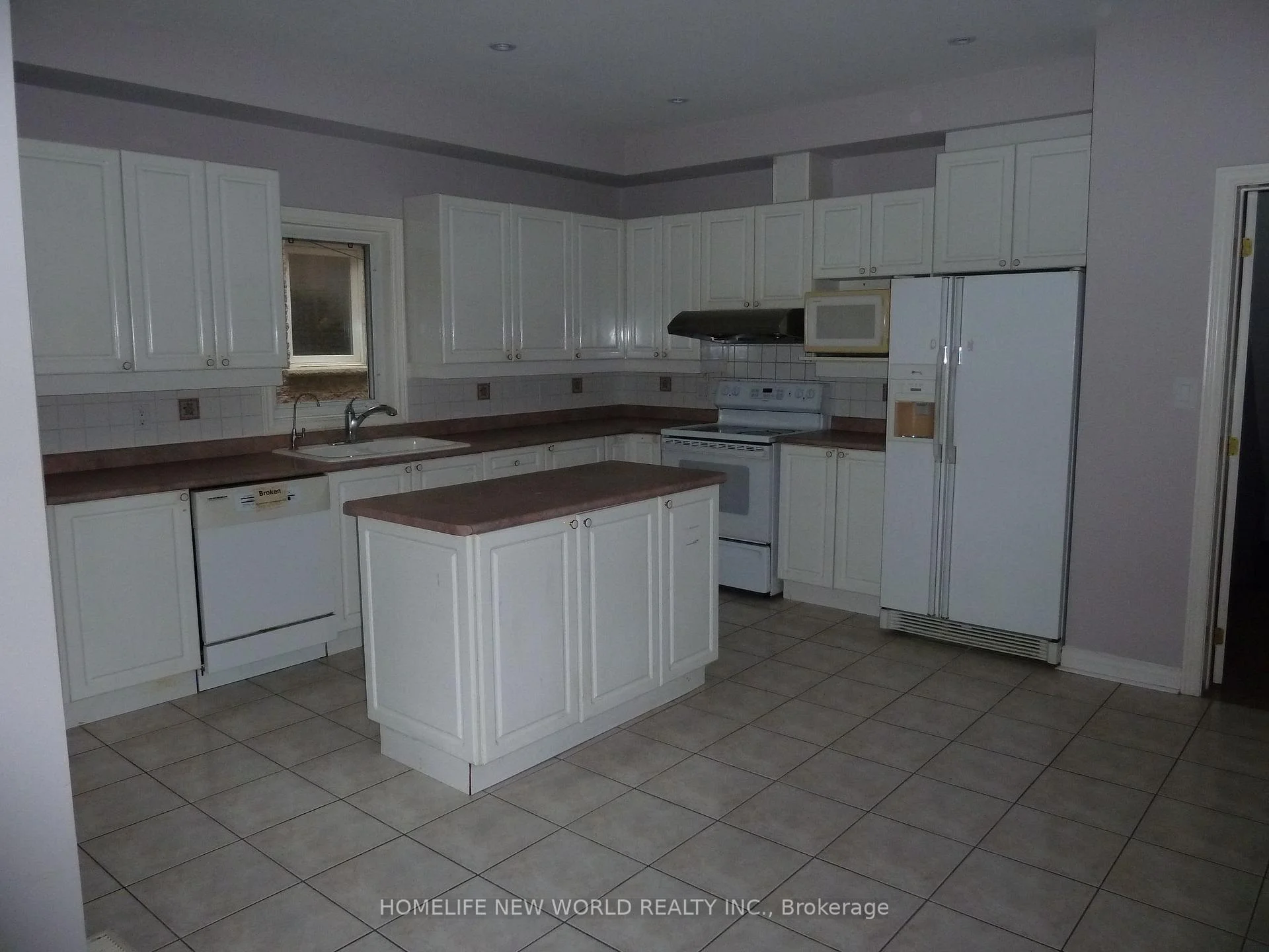 Photo 38 of 3022 Bayview Avenue, North York, Willowdale East — HOMEH