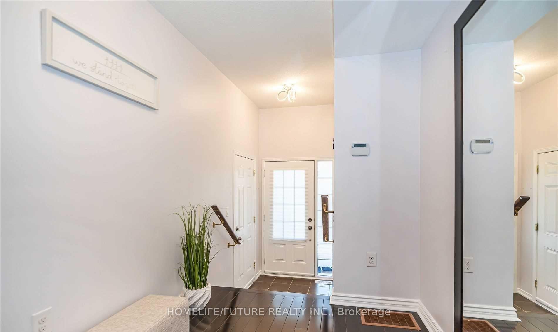 Photo 5 of 21 Linnell Street, Ajax, Central East — HOMEH