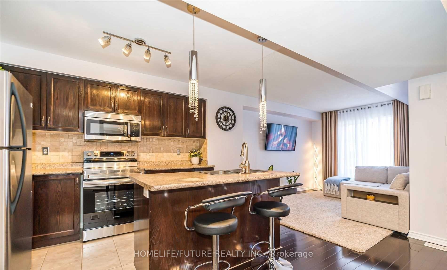 Photo 6 of 21 Linnell Street, Ajax, Central East — HOMEH