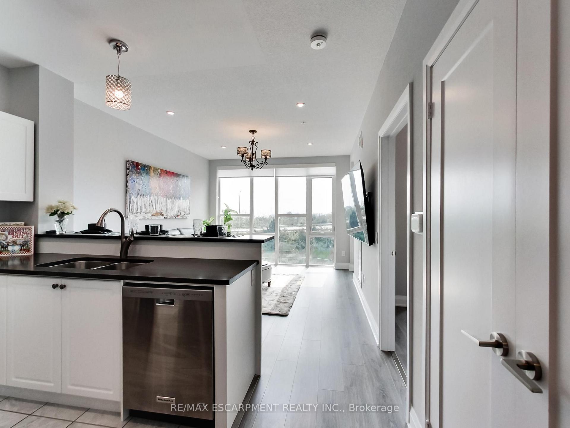 Photo 10 of Unit 318, 16 Concord Place, Grimsby, Grimsby Beach — HOMEH