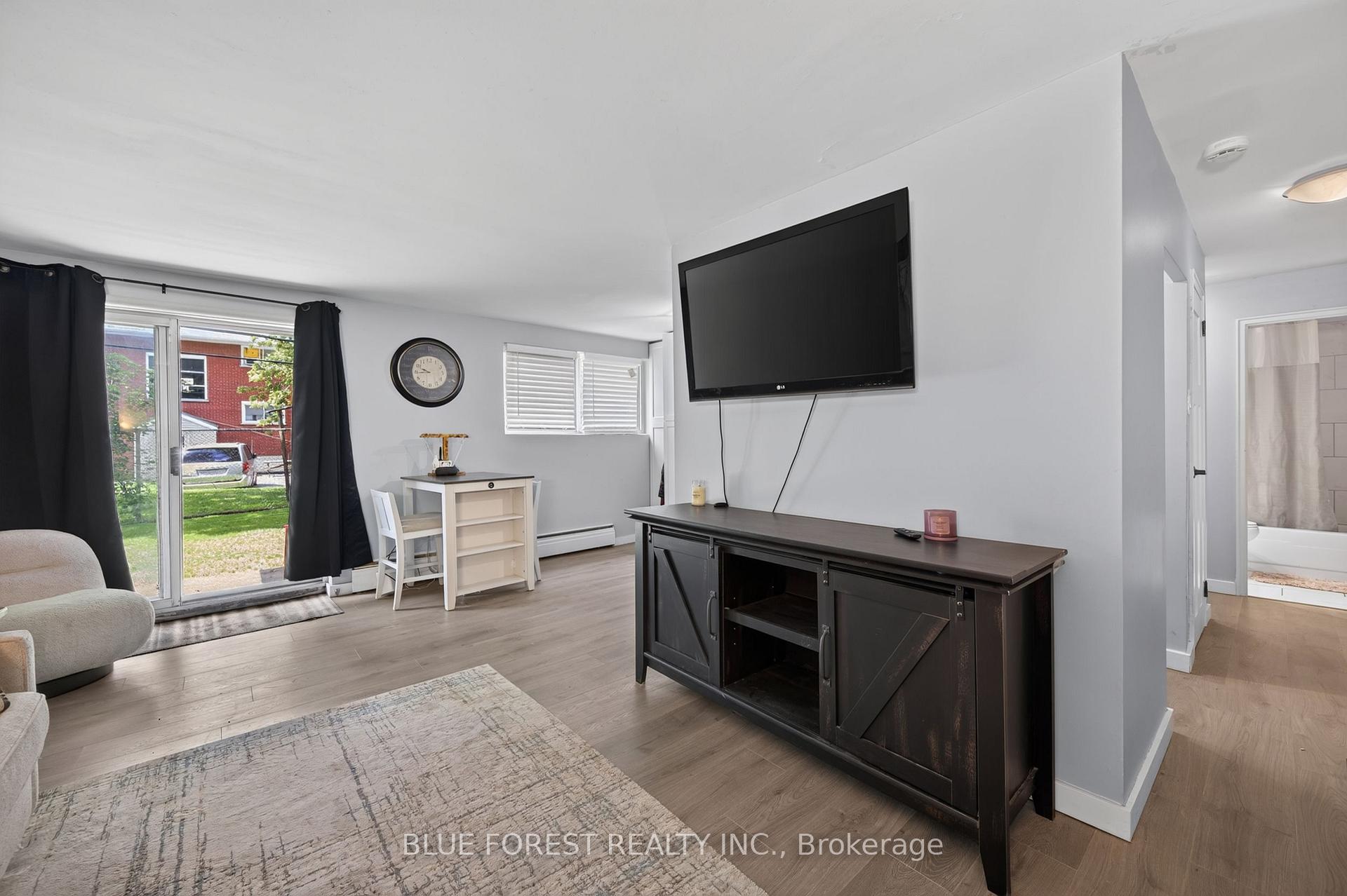 Photo 4 of Unit 112, 1830 Dumont Street, London, East H — HOMEH