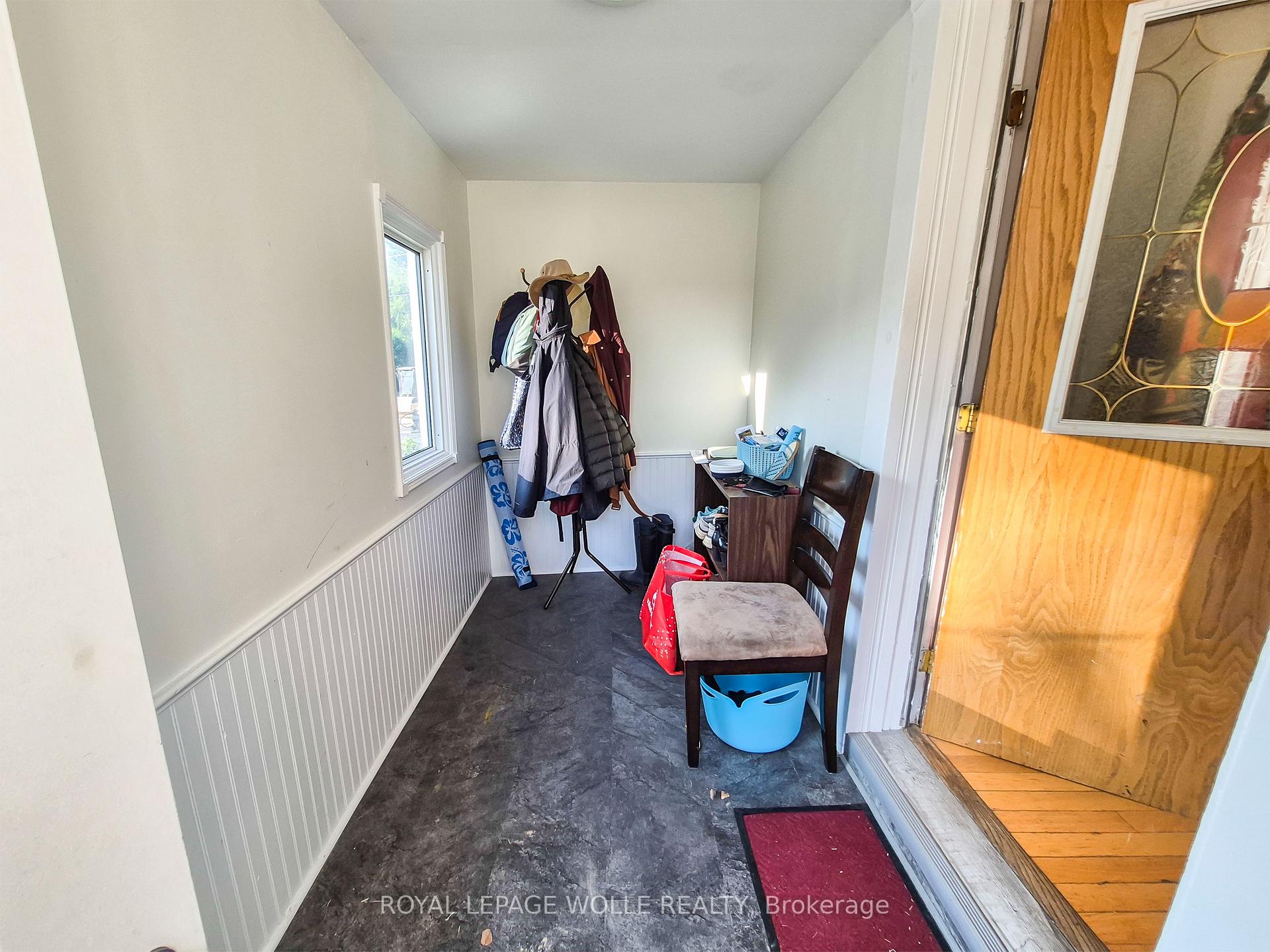 Photo 3 of Unit B, 39 Union Street, Waterloo, Uptown Waterloo/Westmount — HOMEH