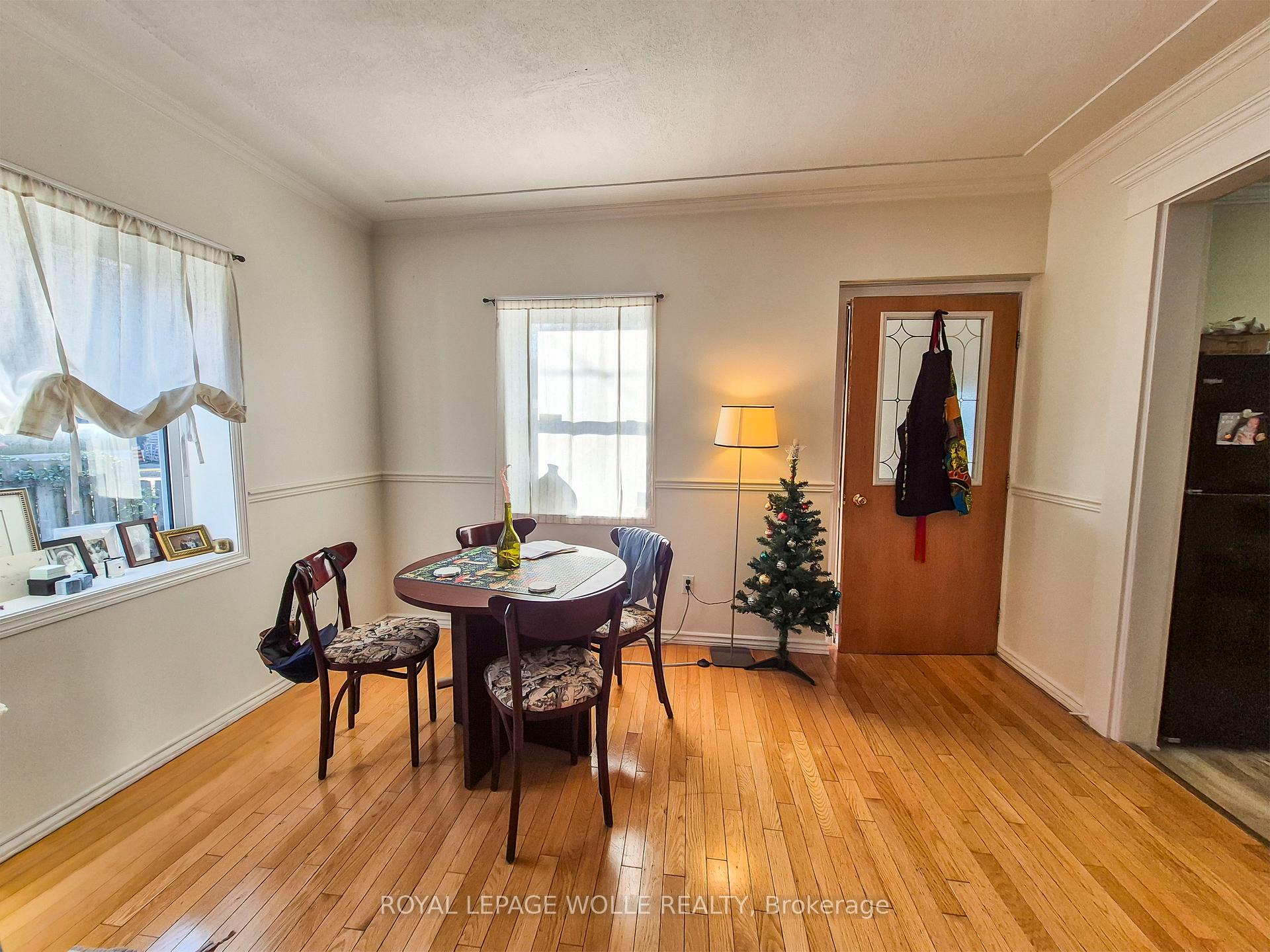 Photo 8 of Unit B, 39 Union Street, Waterloo, Uptown Waterloo/Westmount — HOMEH