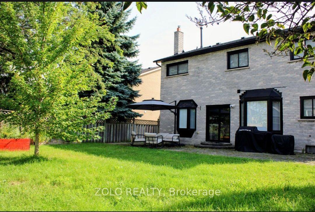 Photo 11 of 16 Bentonwood Crescent, Whitby, Pringle Creek — HOMEH