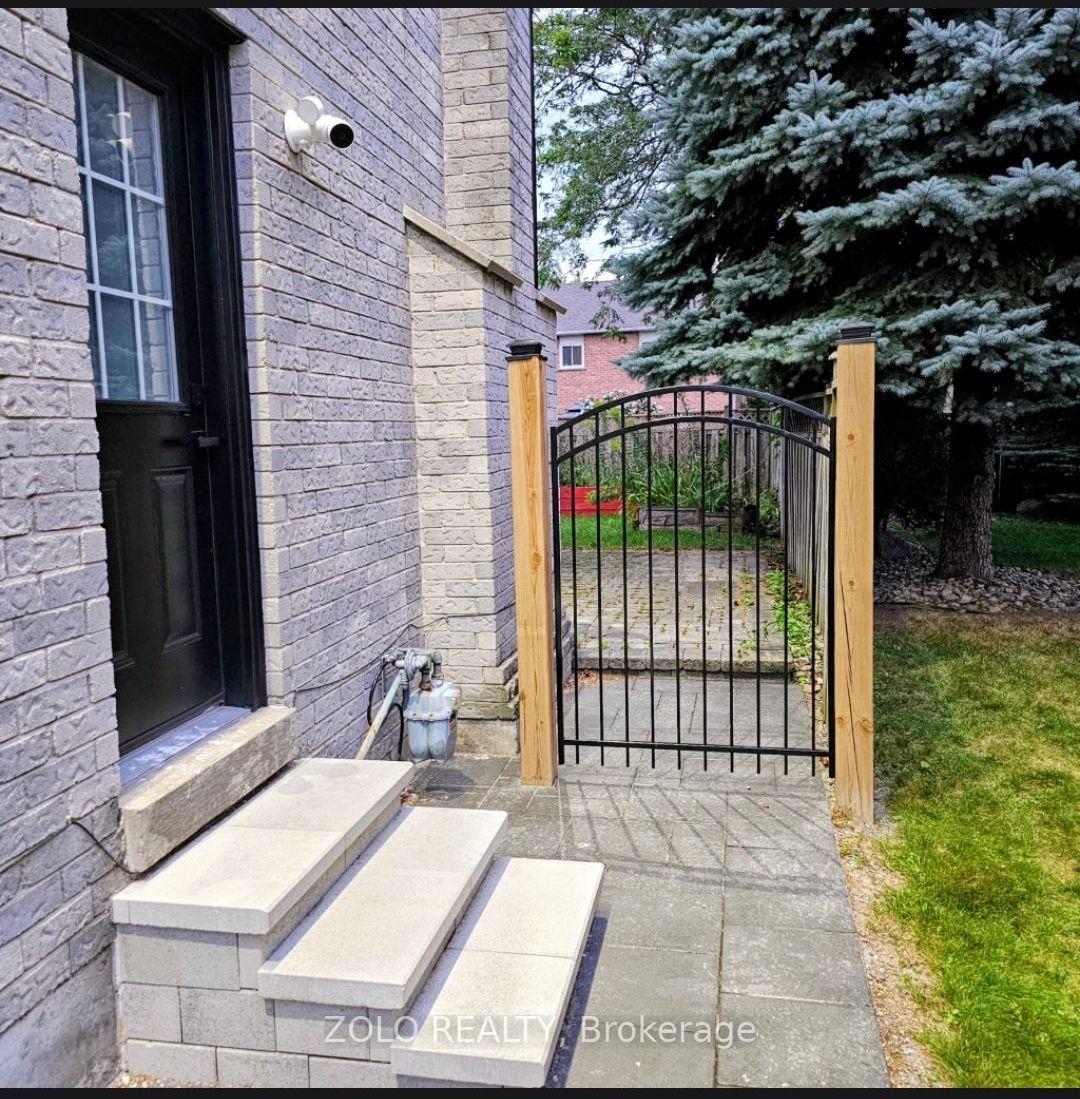 Photo 21 of 16 Bentonwood Crescent, Whitby, Pringle Creek — HOMEH