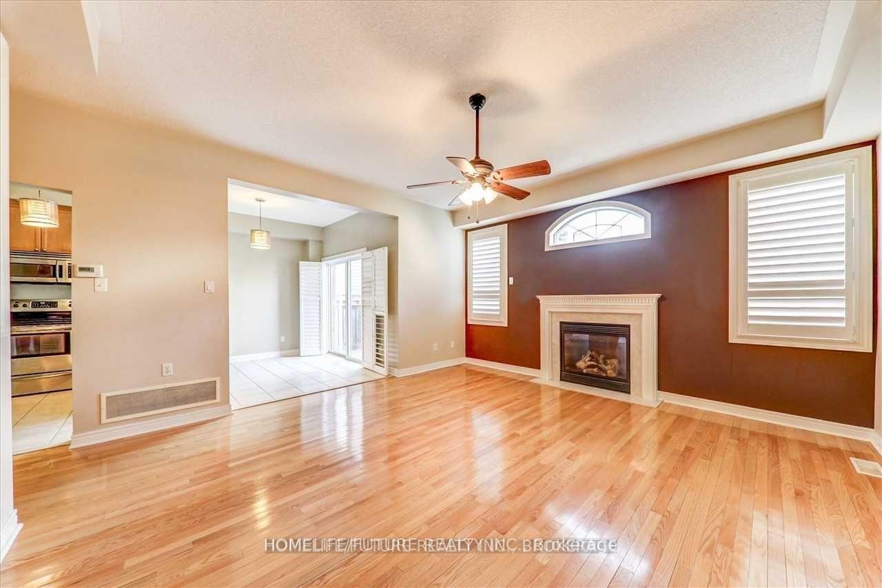 Photo 7 of 20 Kenilworth Crescent, Whitby, Brooklin — HOMEH