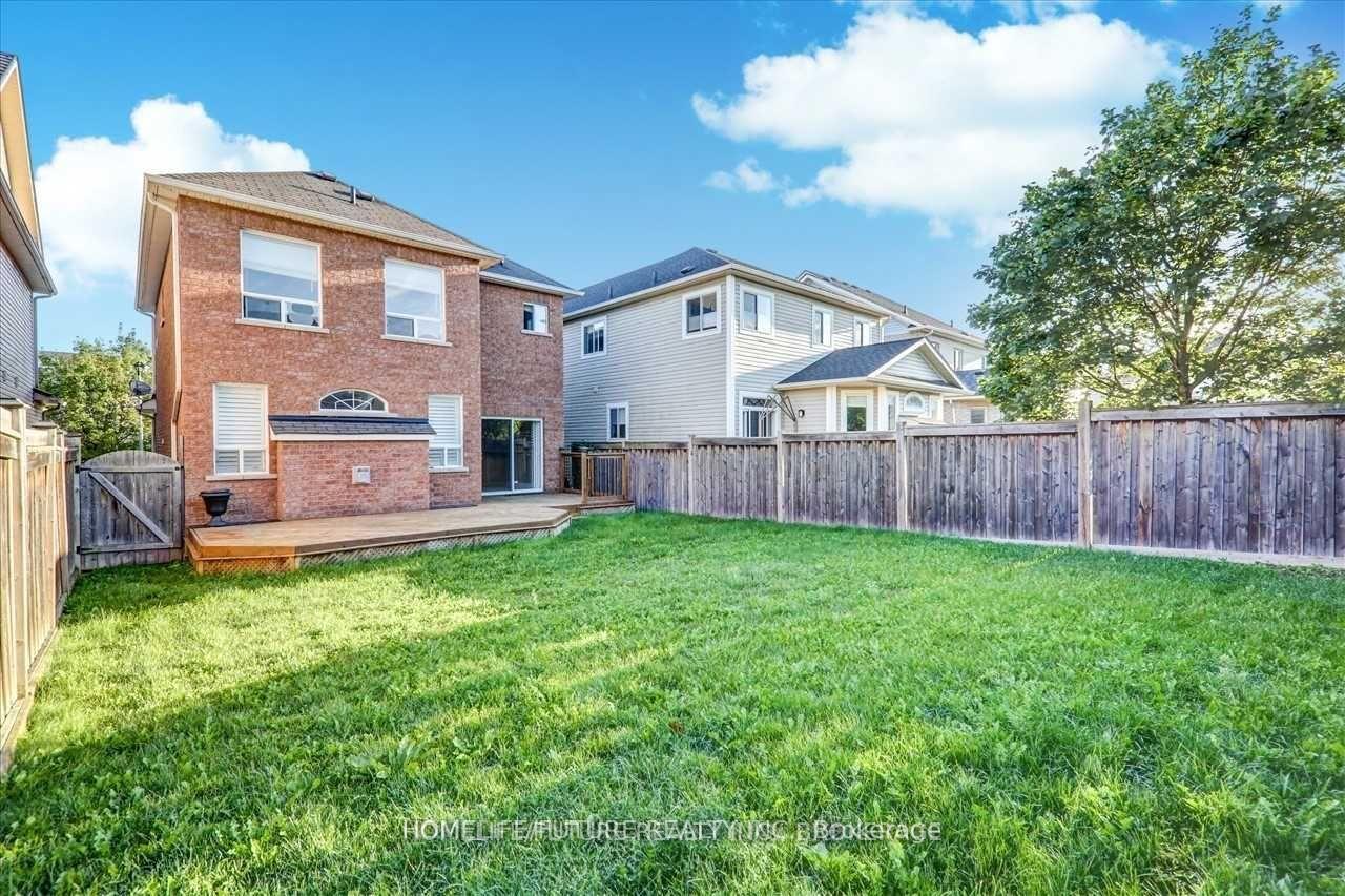 Photo 20 of 20 Kenilworth Crescent, Whitby, Brooklin — HOMEH