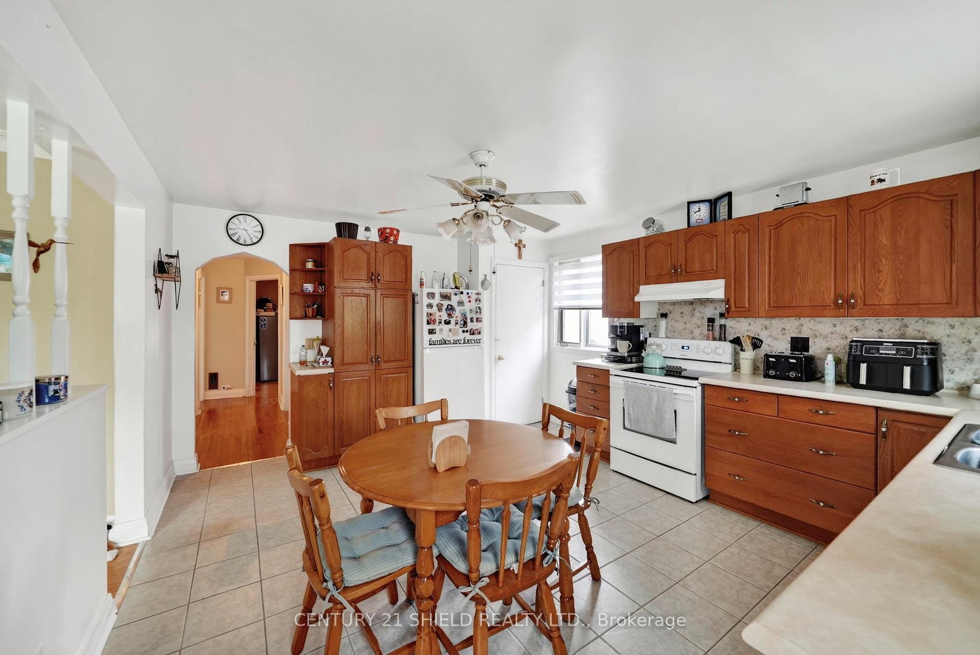 Photo 6 of 1007 2nd Street E, Cornwall, Cornwall — HOMEH