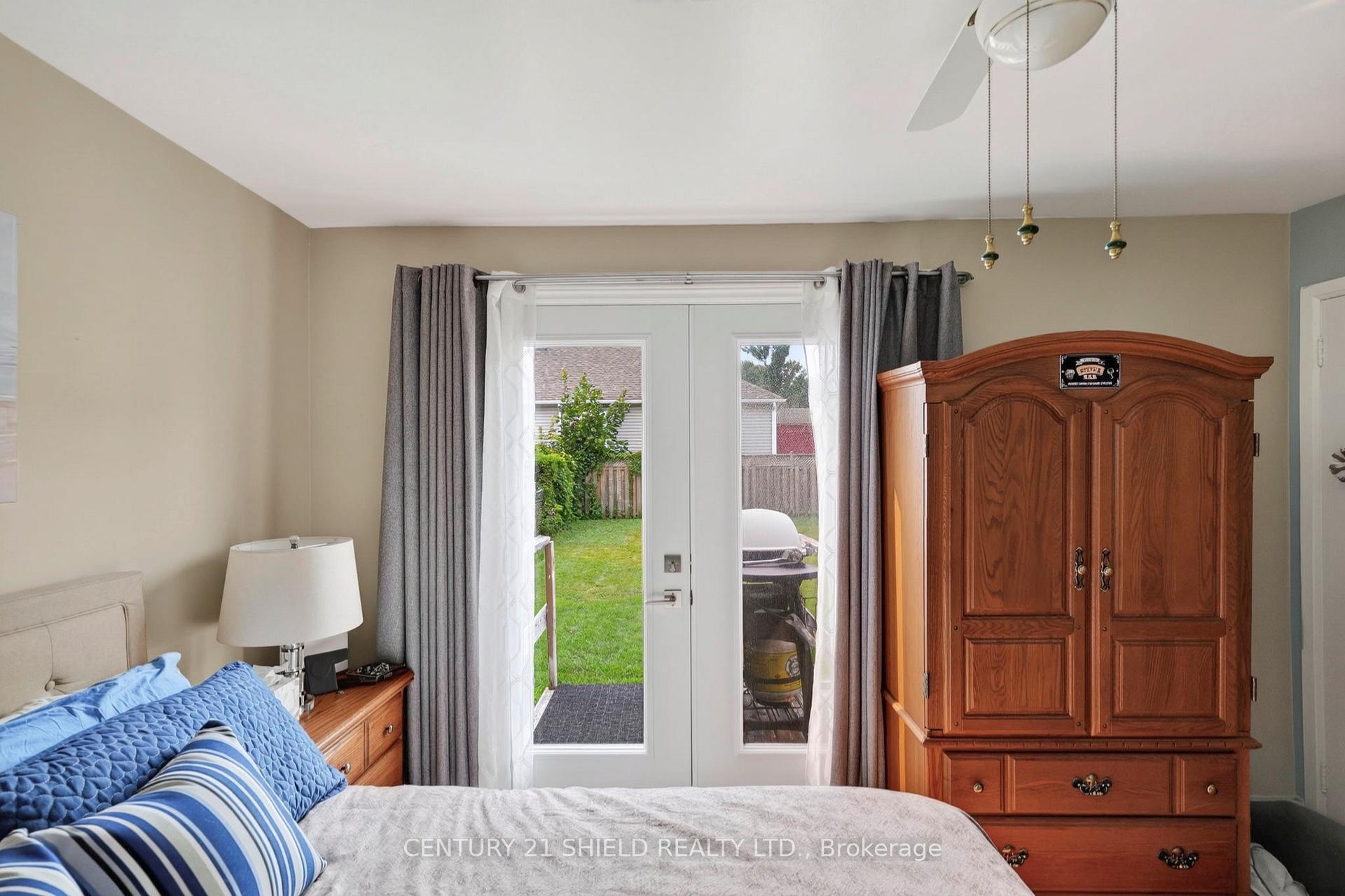 Photo 12 of 1007 2nd Street E, Cornwall, Cornwall — HOMEH