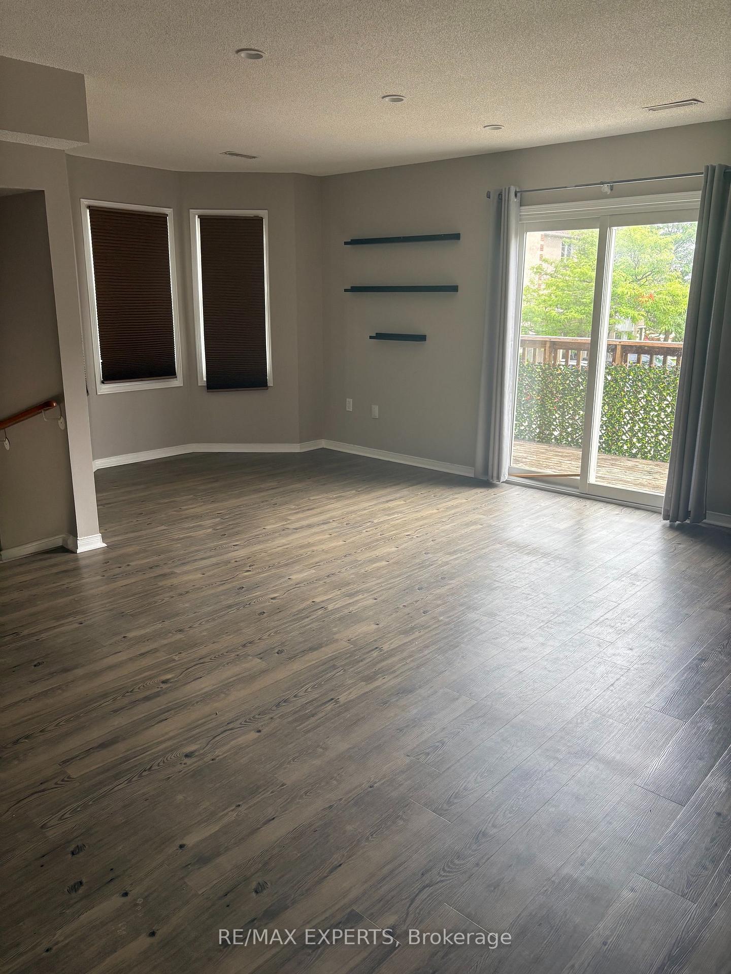 Photo 2 of Unit 36, 119 D'ambrosio Drive, Barrie, Painswick North — HOMEH