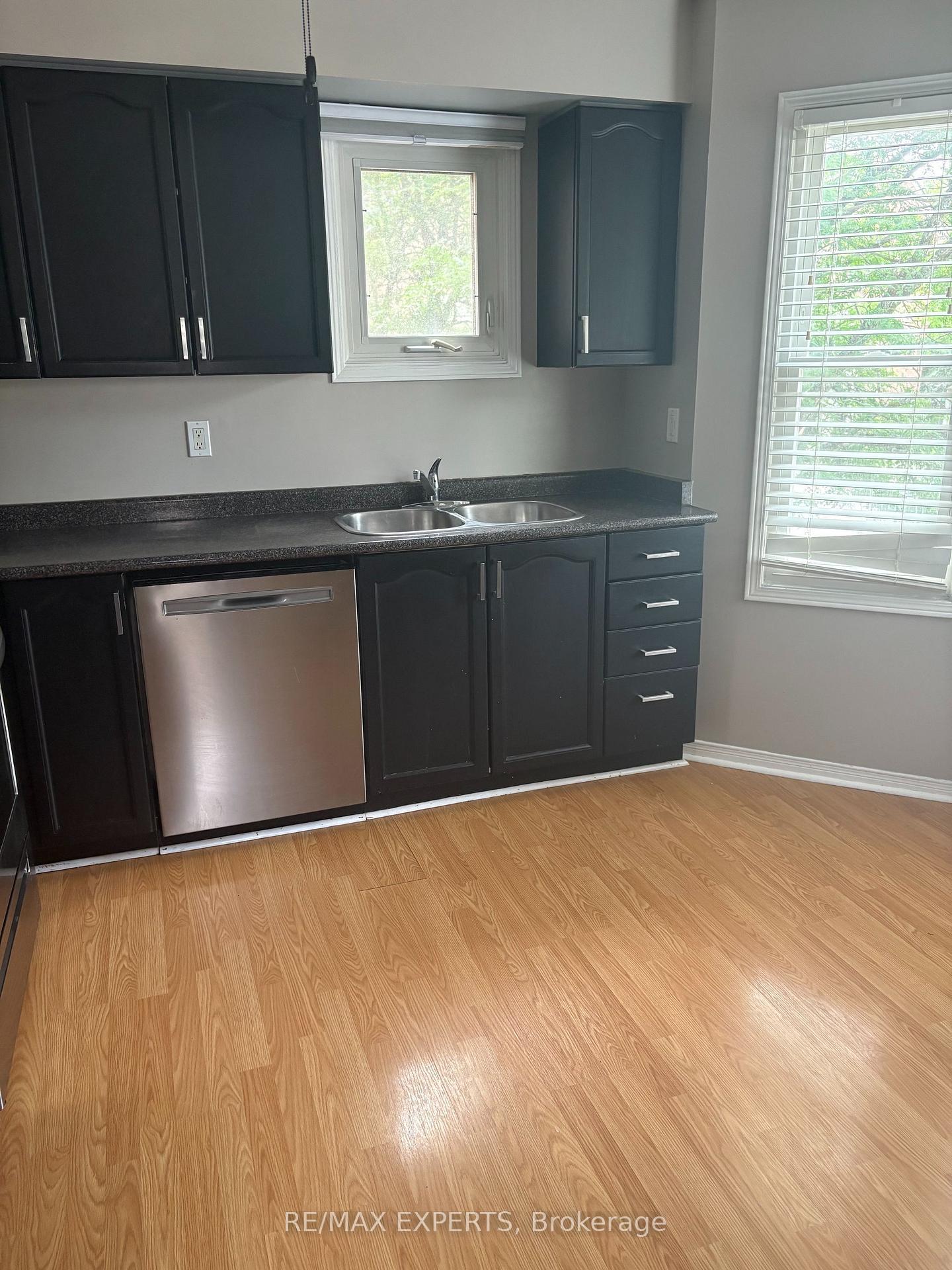 Photo 9 of Unit 36, 119 D'ambrosio Drive, Barrie, Painswick North — HOMEH