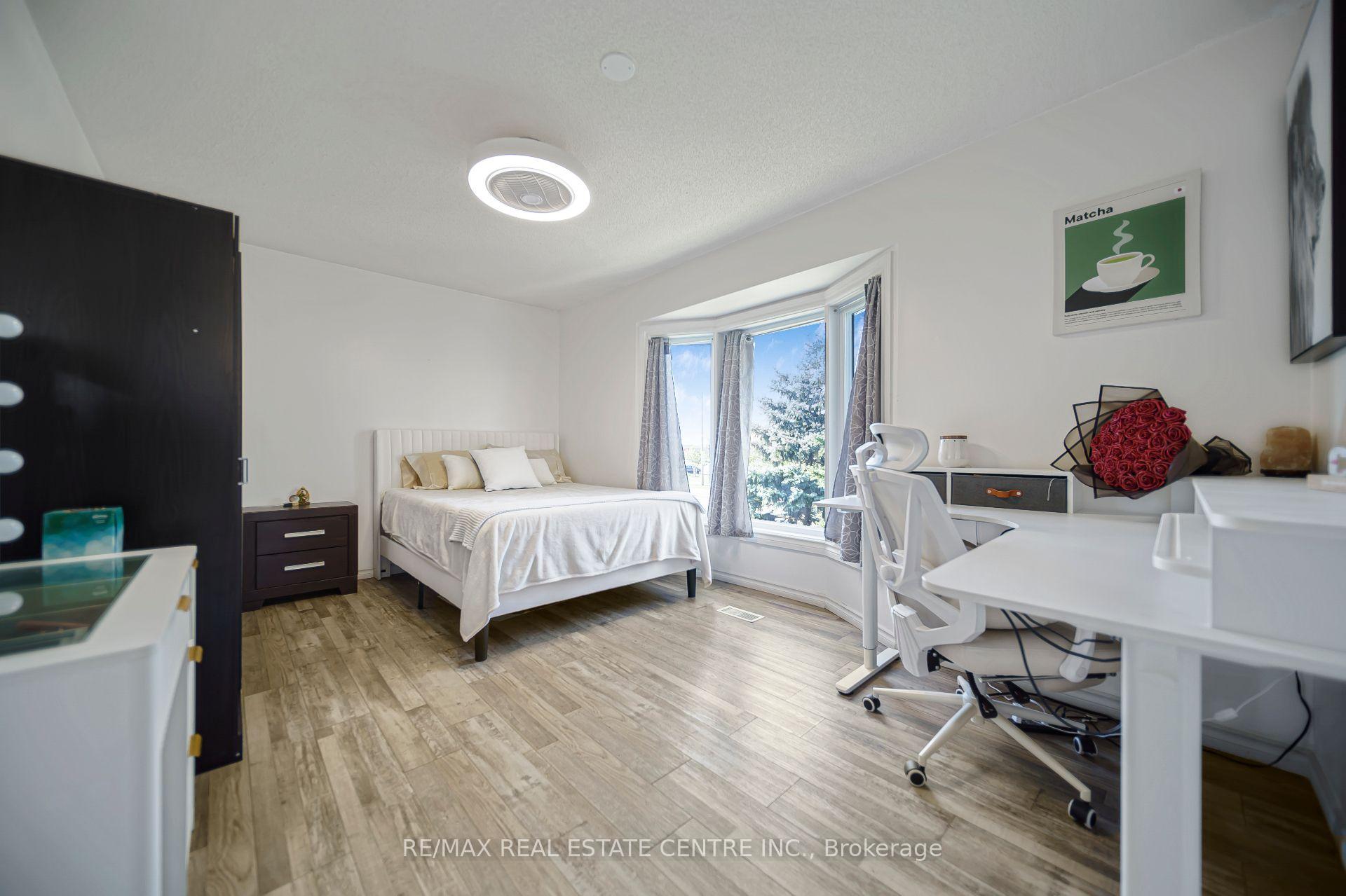 Photo 18 of Unit 1, 800 Paramount Drive, Hamilton, Stoney Creek Mountain — HOMEH