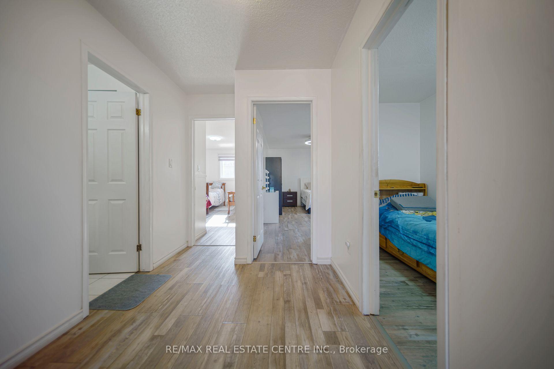 Photo 25 of Unit 1, 800 Paramount Drive, Hamilton, Stoney Creek Mountain — HOMEH