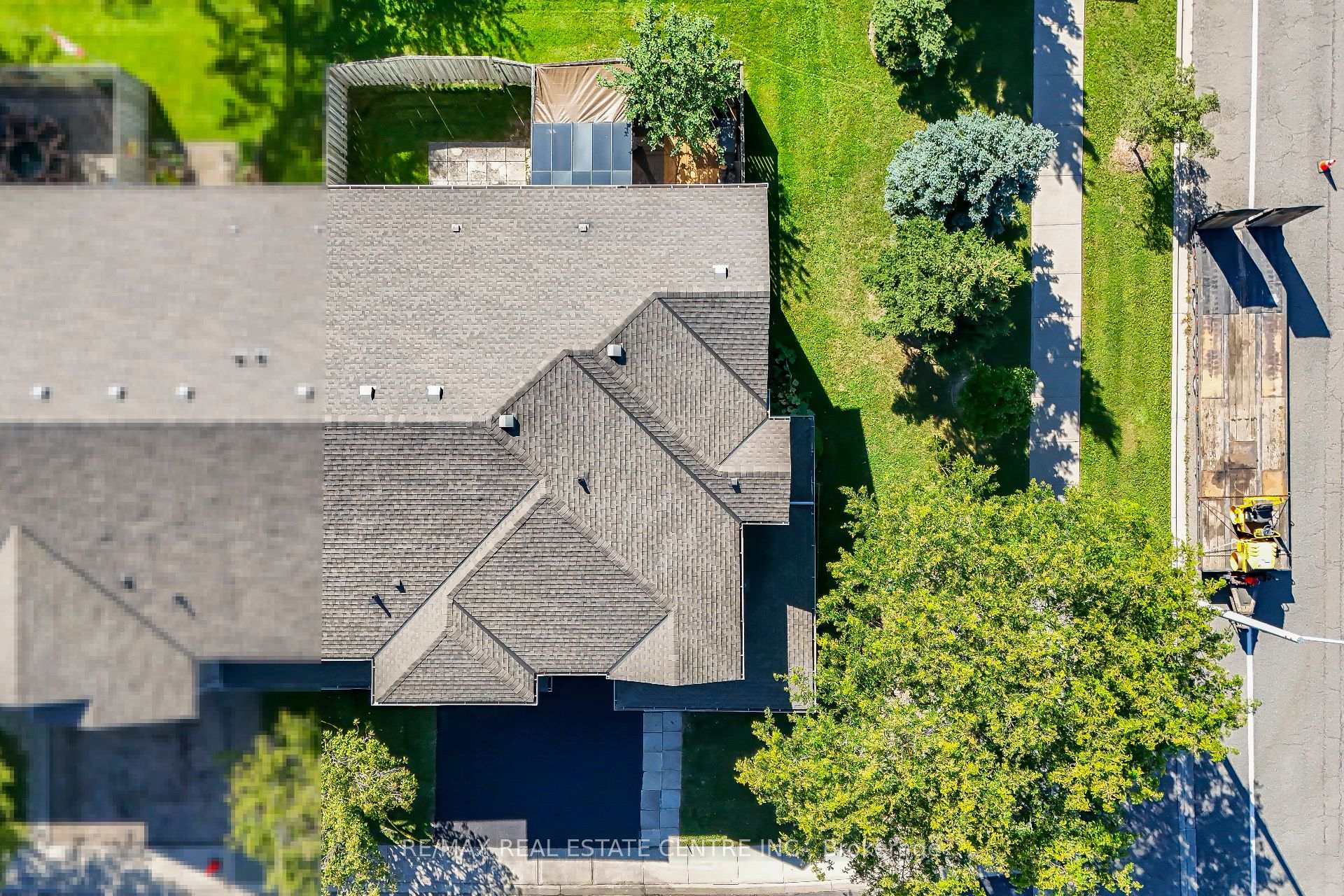 Photo 41 of Unit 1, 800 Paramount Drive, Hamilton, Stoney Creek Mountain — HOMEH
