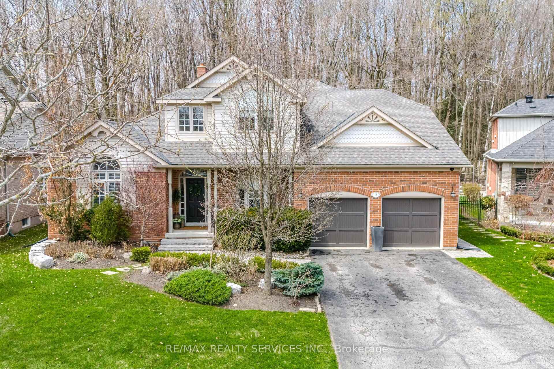 Photo 1 of 18 Filton Road, Caledon, Caledon East — HOMEH