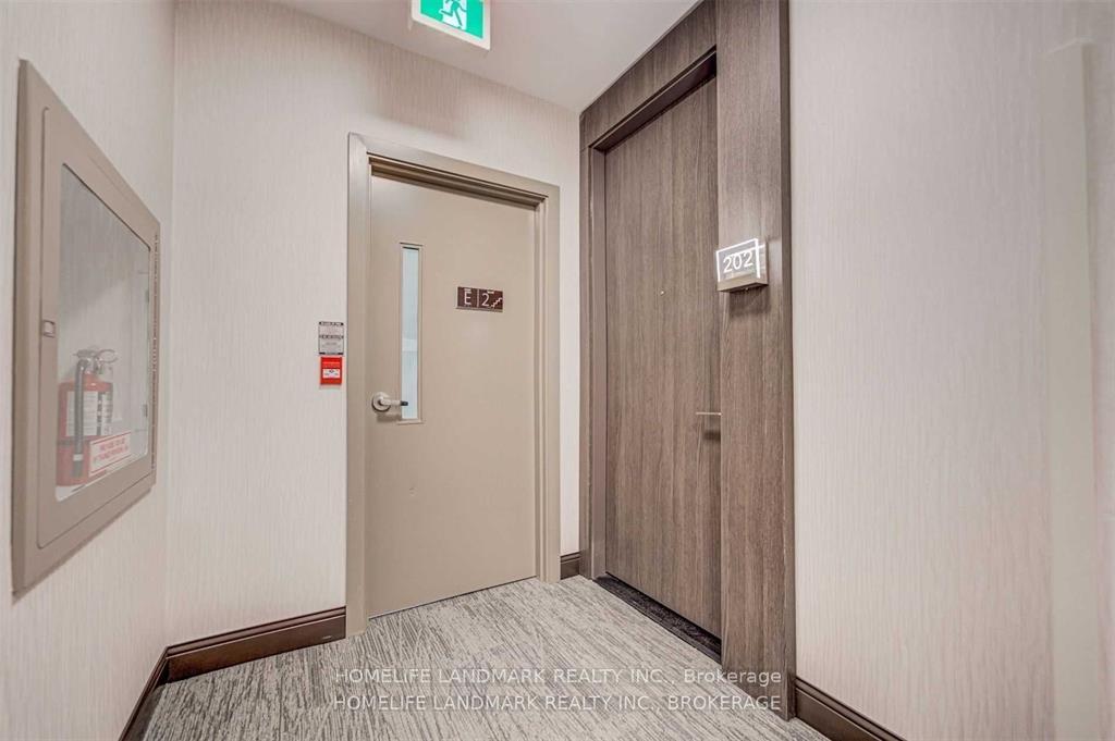 Photo 3 of Unit 202, 15 Water Walk Drive, Markham, Unionville — HOMEH