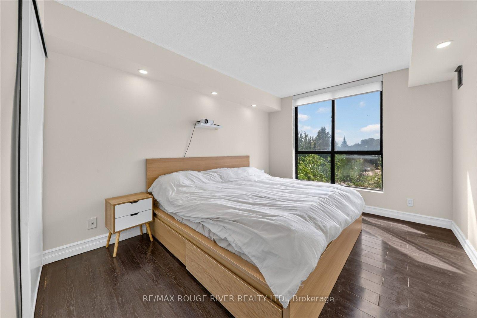 Photo 23 of Unit 305, 8 Silver Bell Grove, Scarborough, Malvern — HOMEH