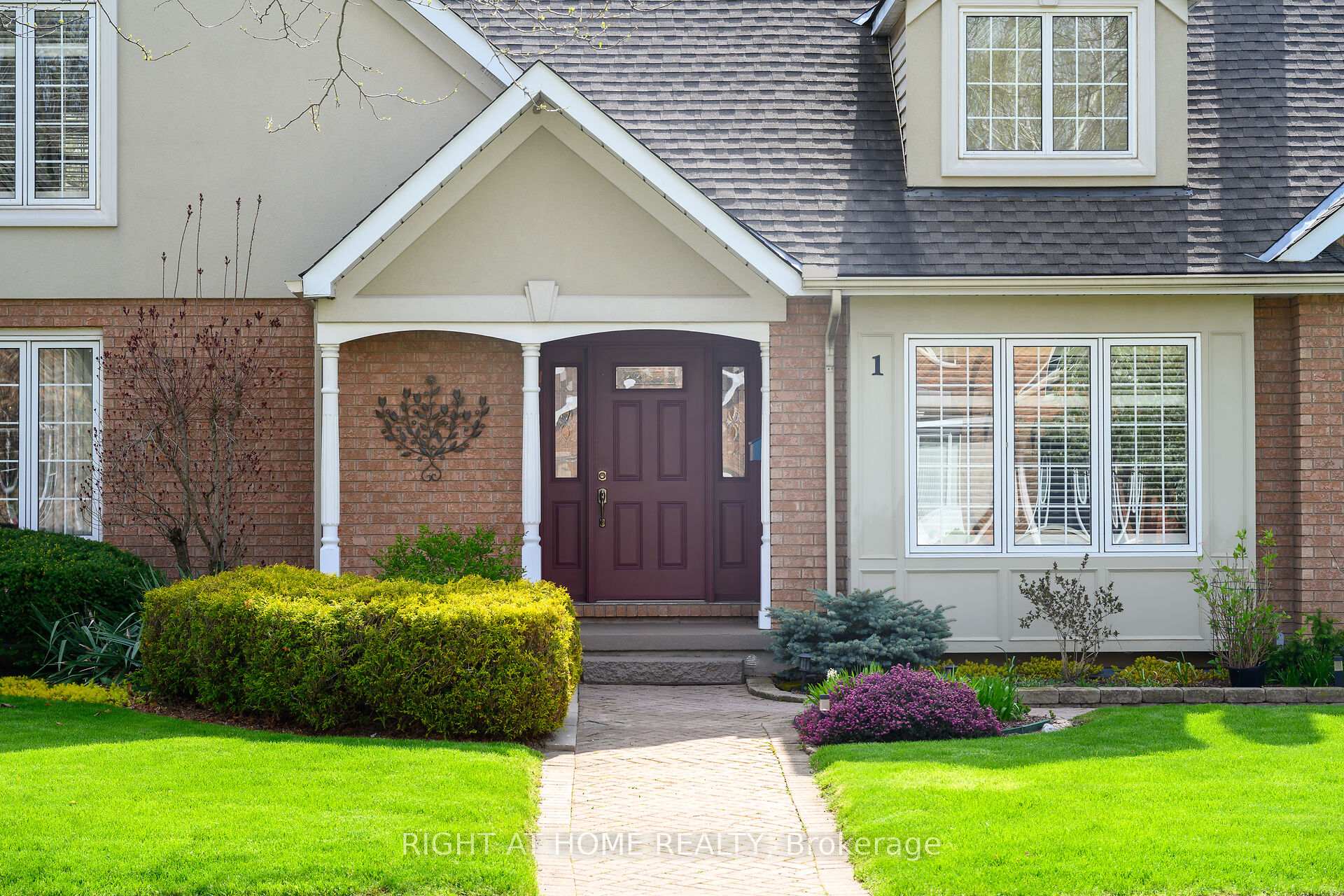 Photo 50 of 1 Captain Tenbrock Terrace, St. Catharines, Grapeview — HOMEH