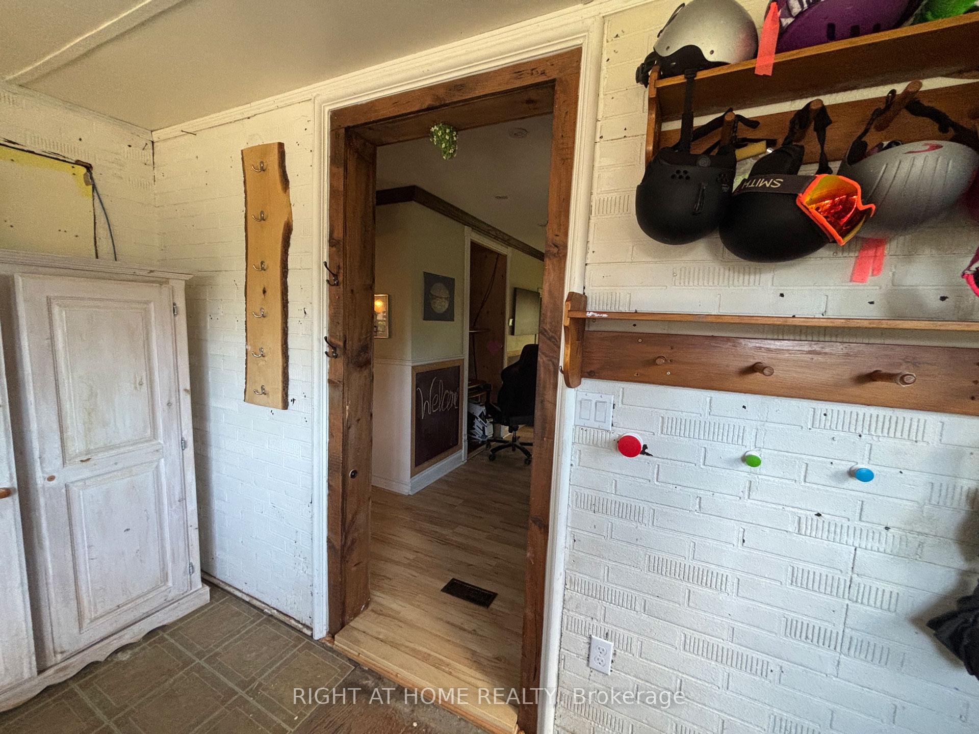 Photo 5 of 69 Berry Street, Meaford — HOMEH