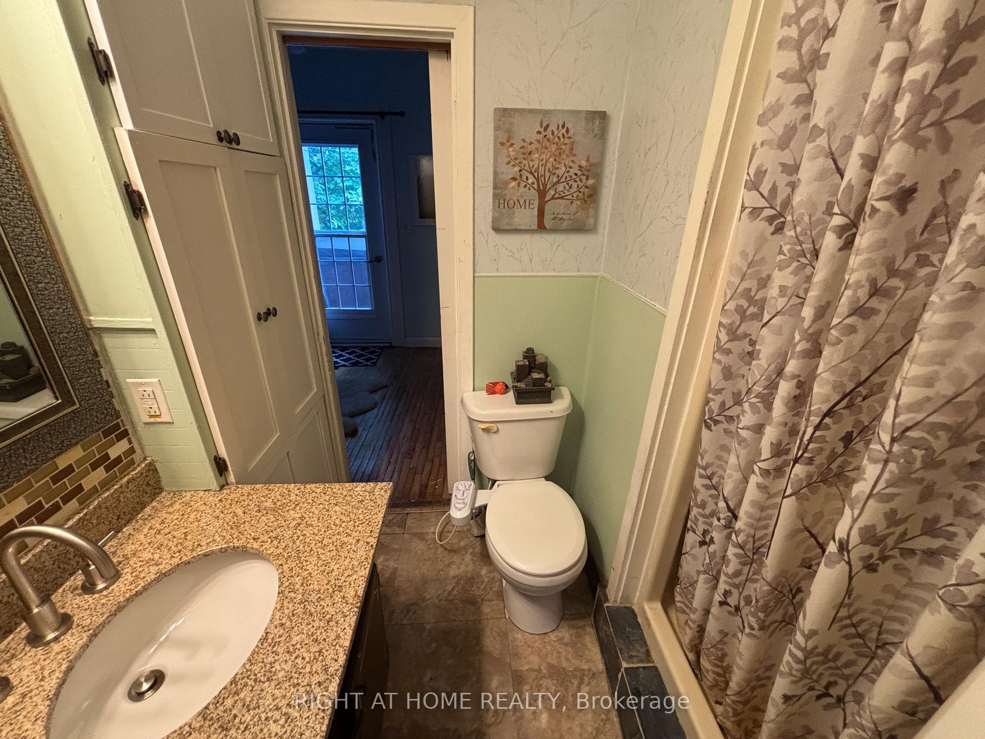 Photo 14 of 69 Berry Street, Meaford — HOMEH