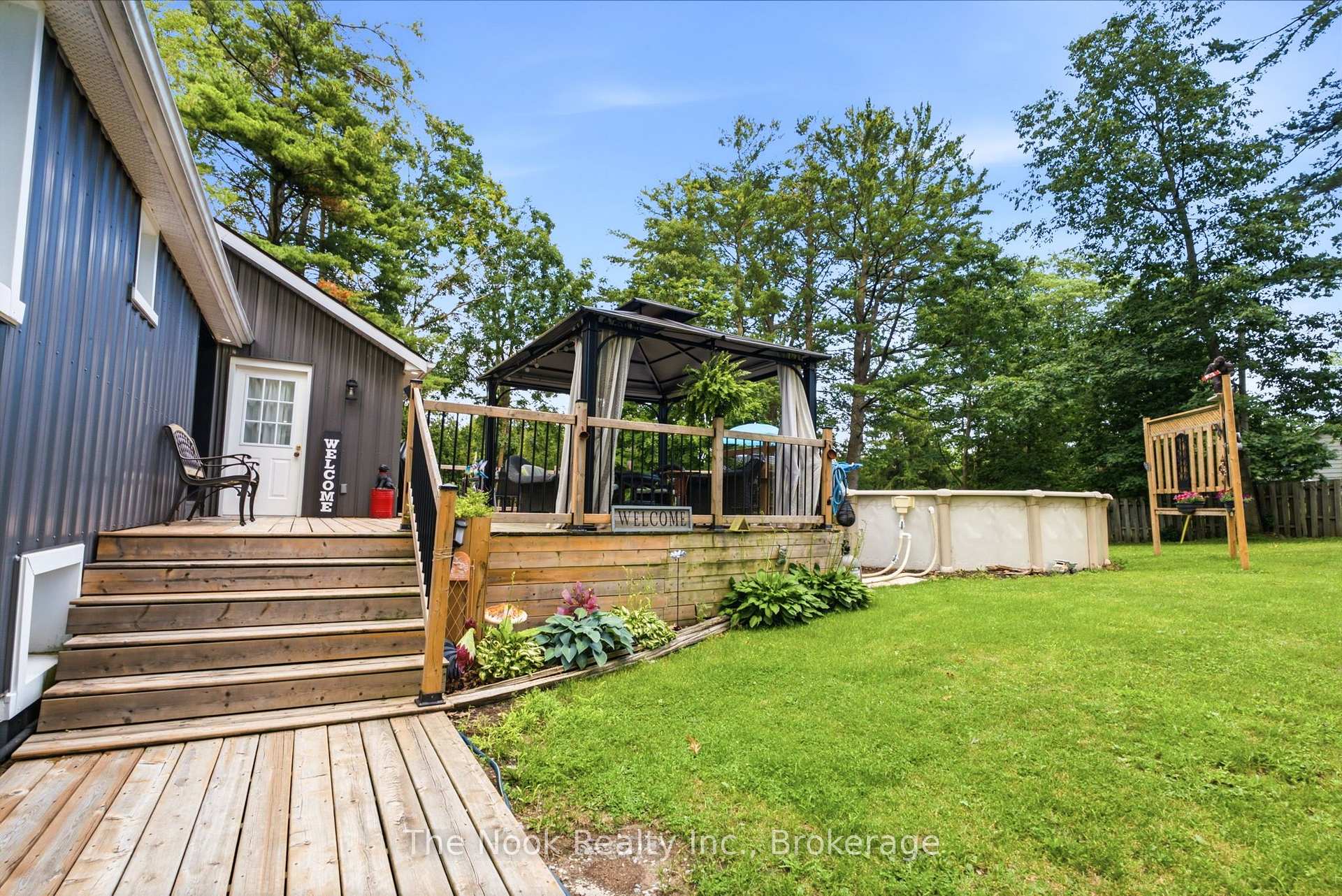 Photo 4 of 5203 Valleyview Crescent, Hamilton Township, Bewdley — HOMEH