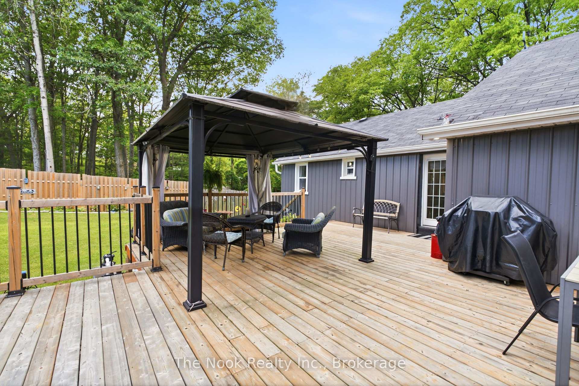 Photo 6 of 5203 Valleyview Crescent, Hamilton Township, Bewdley — HOMEH