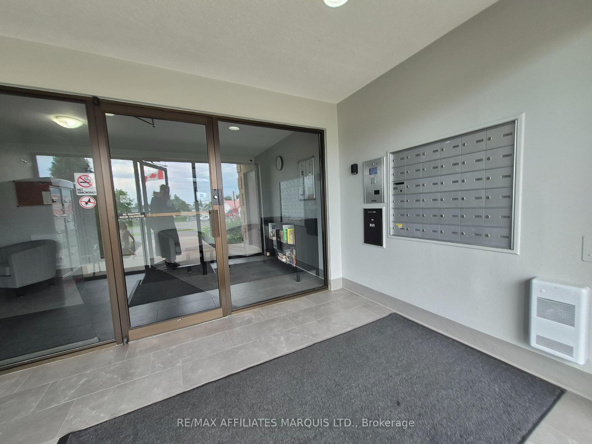Photo 5 of Unit 302, 220 Kenyon Street W, North Glengarry, Alexandria — HOMEH