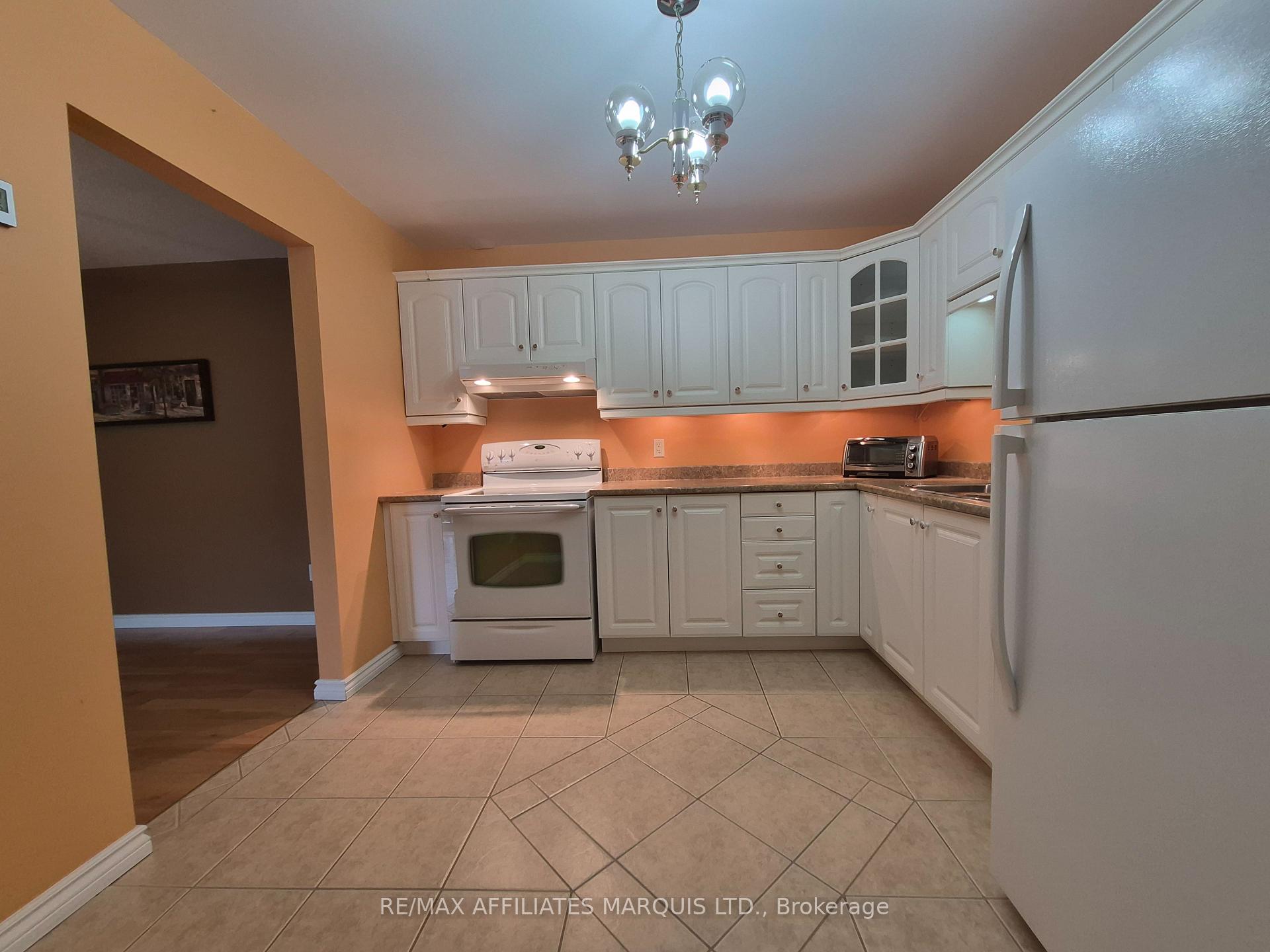 Photo 23 of Unit 302, 220 Kenyon Street W, North Glengarry, Alexandria — HOMEH