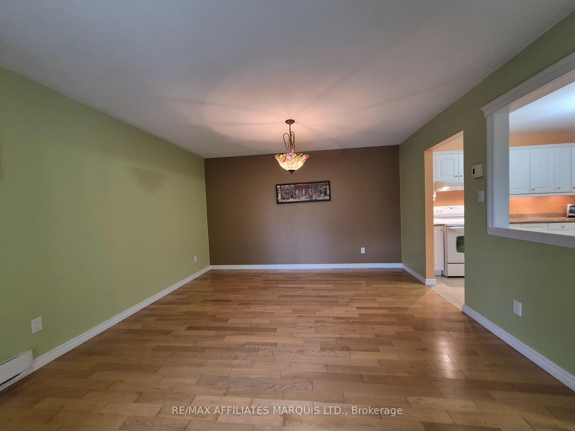 Photo 30 of Unit 302, 220 Kenyon Street W, North Glengarry, Alexandria — HOMEH