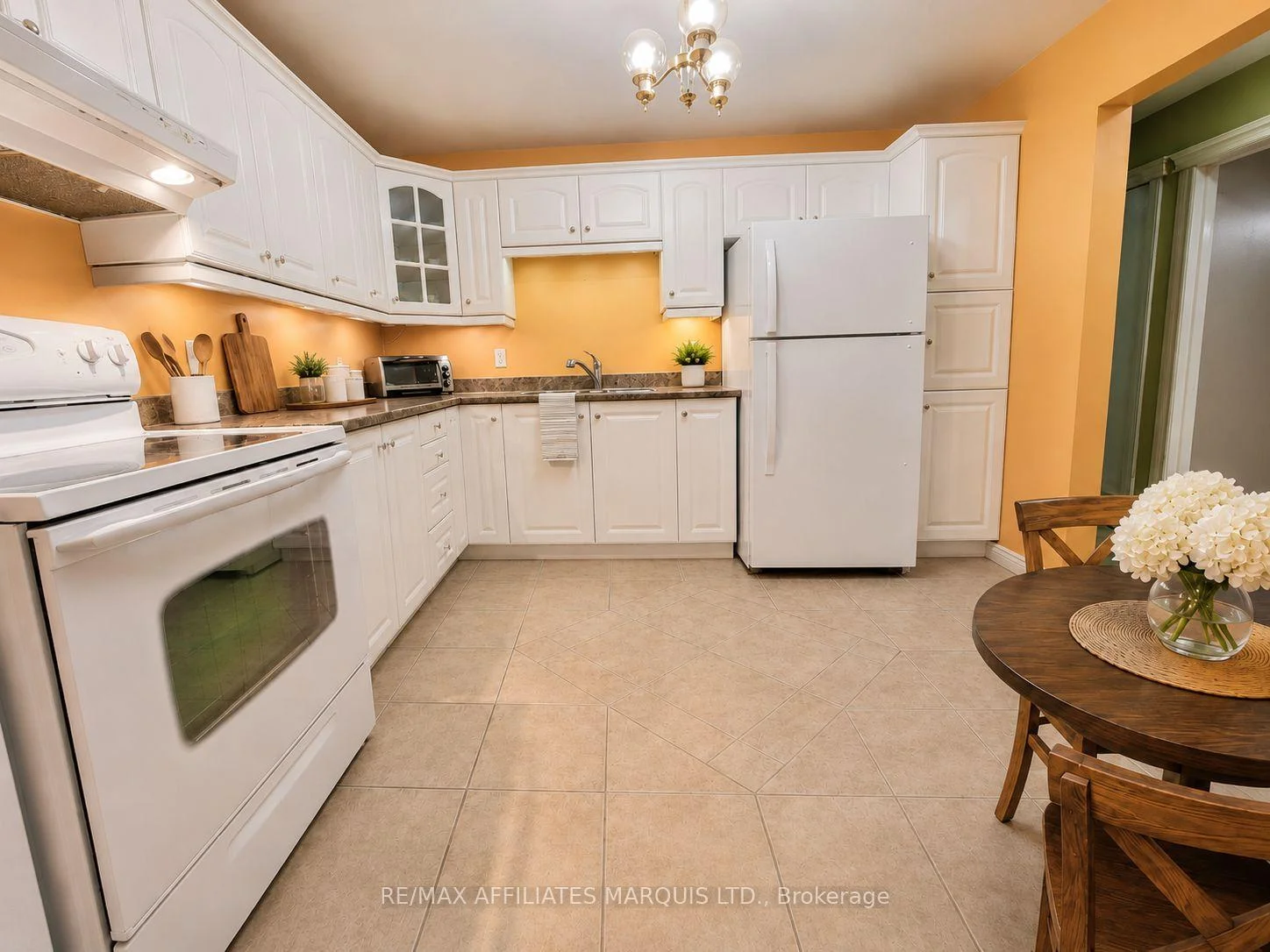 Photo 21 of Unit 302, 220 Kenyon Street W, North Glengarry, Alexandria — HOMEH
