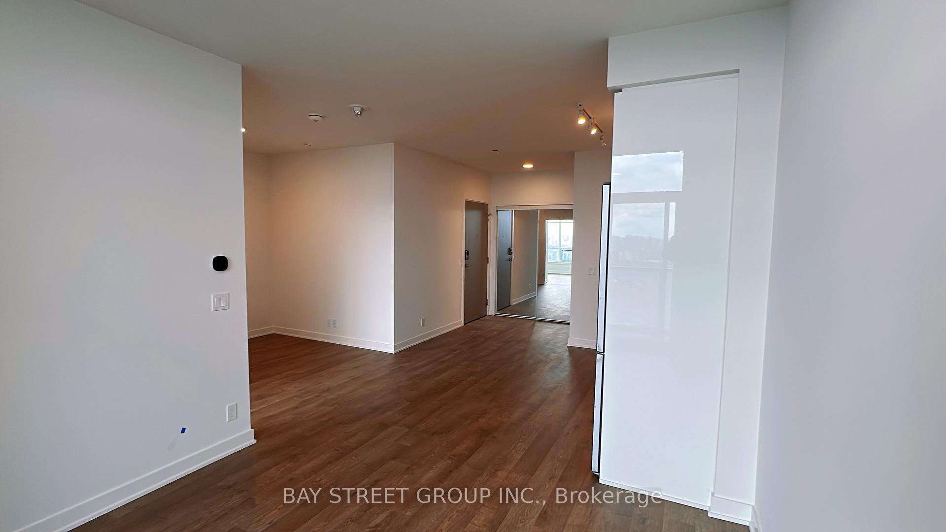 Photo 13 of Unit B3001, 50 Upper Mall Way, Vaughan, Brownridge — HOMEH